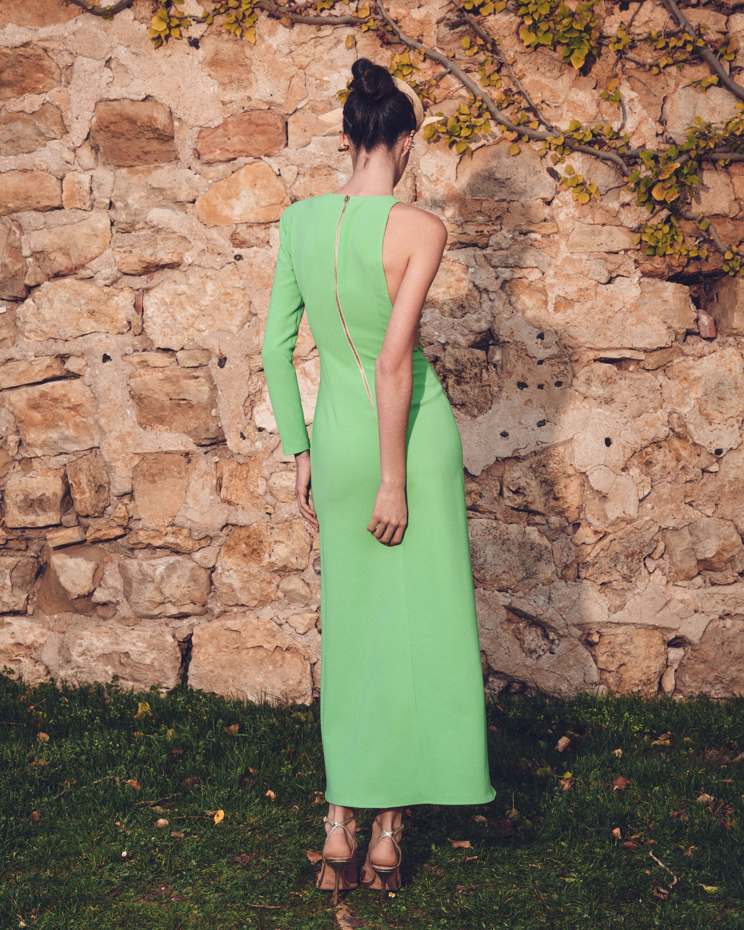 003 The IQ Collection