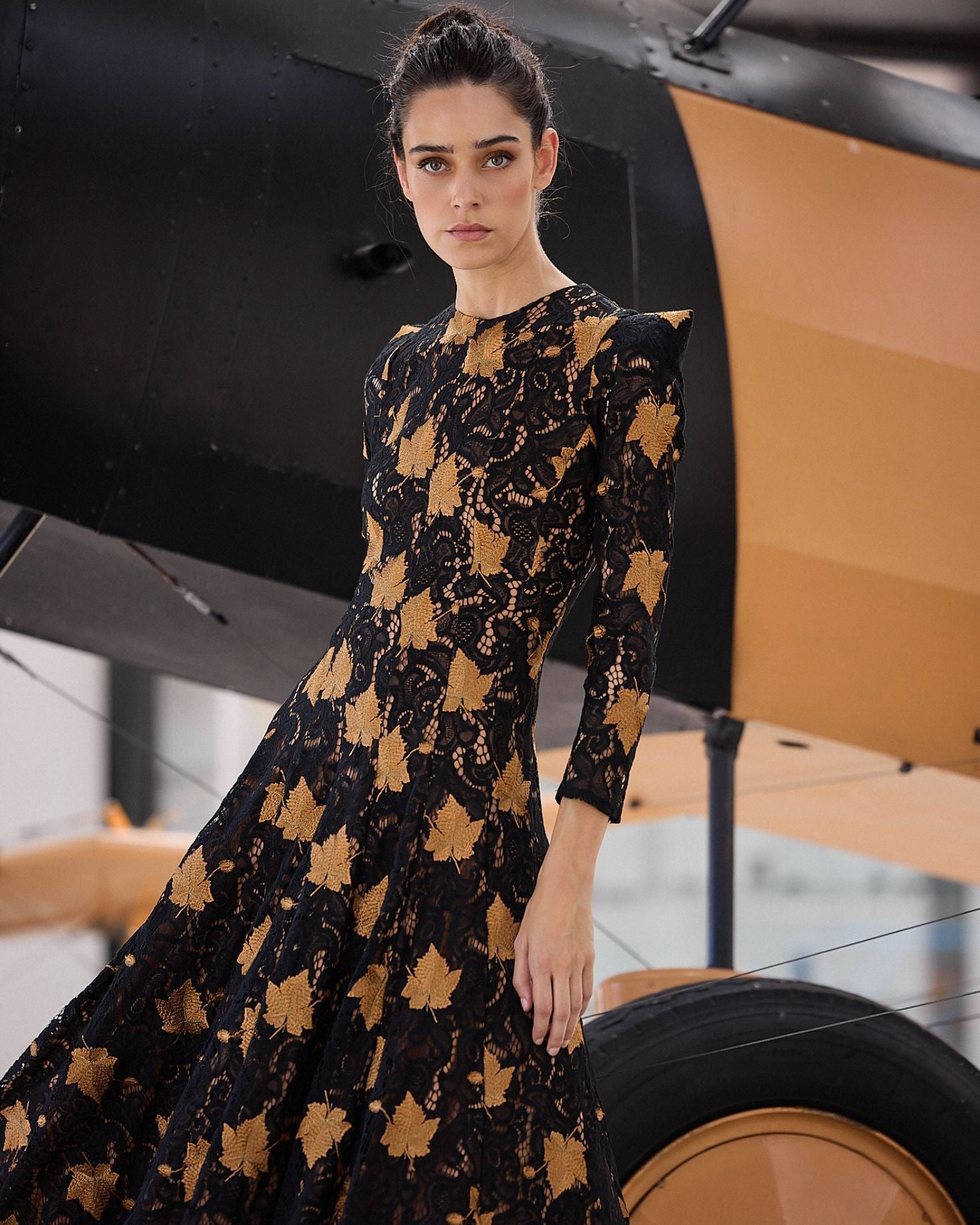 VESTIDO ROSE HOJAS The IQ Collection