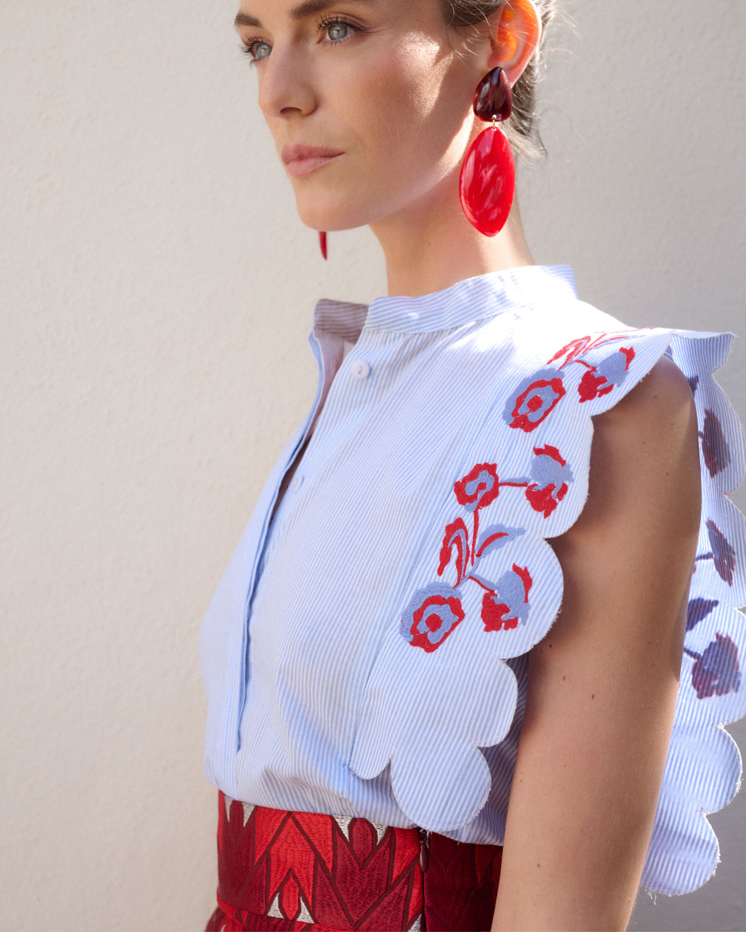 CAMISA ANNA BORDADOS AZUL The IQ Collection