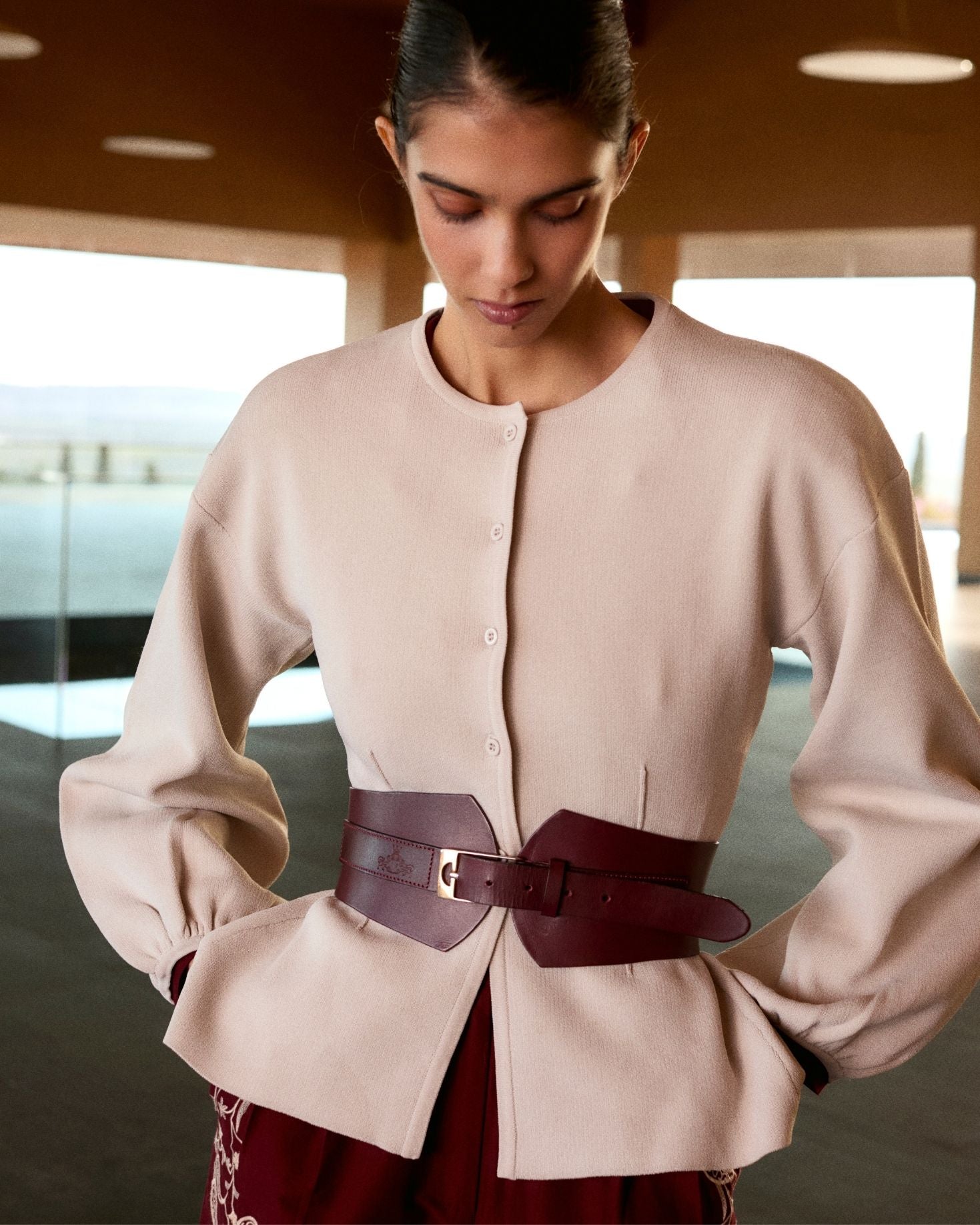 CHAQUETA PUNTO CONCHA BEIGE The IQ Collection