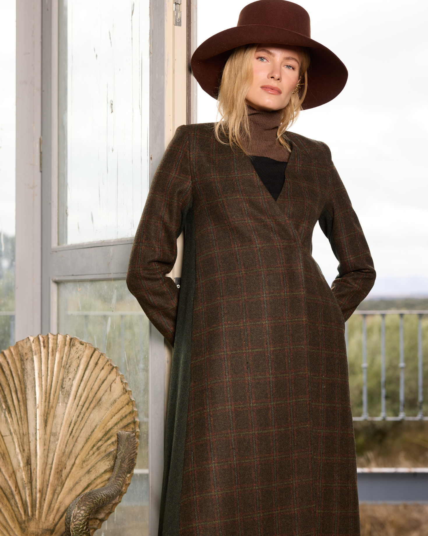 ABRIGO ROMERO CUADROS The IQ Collection