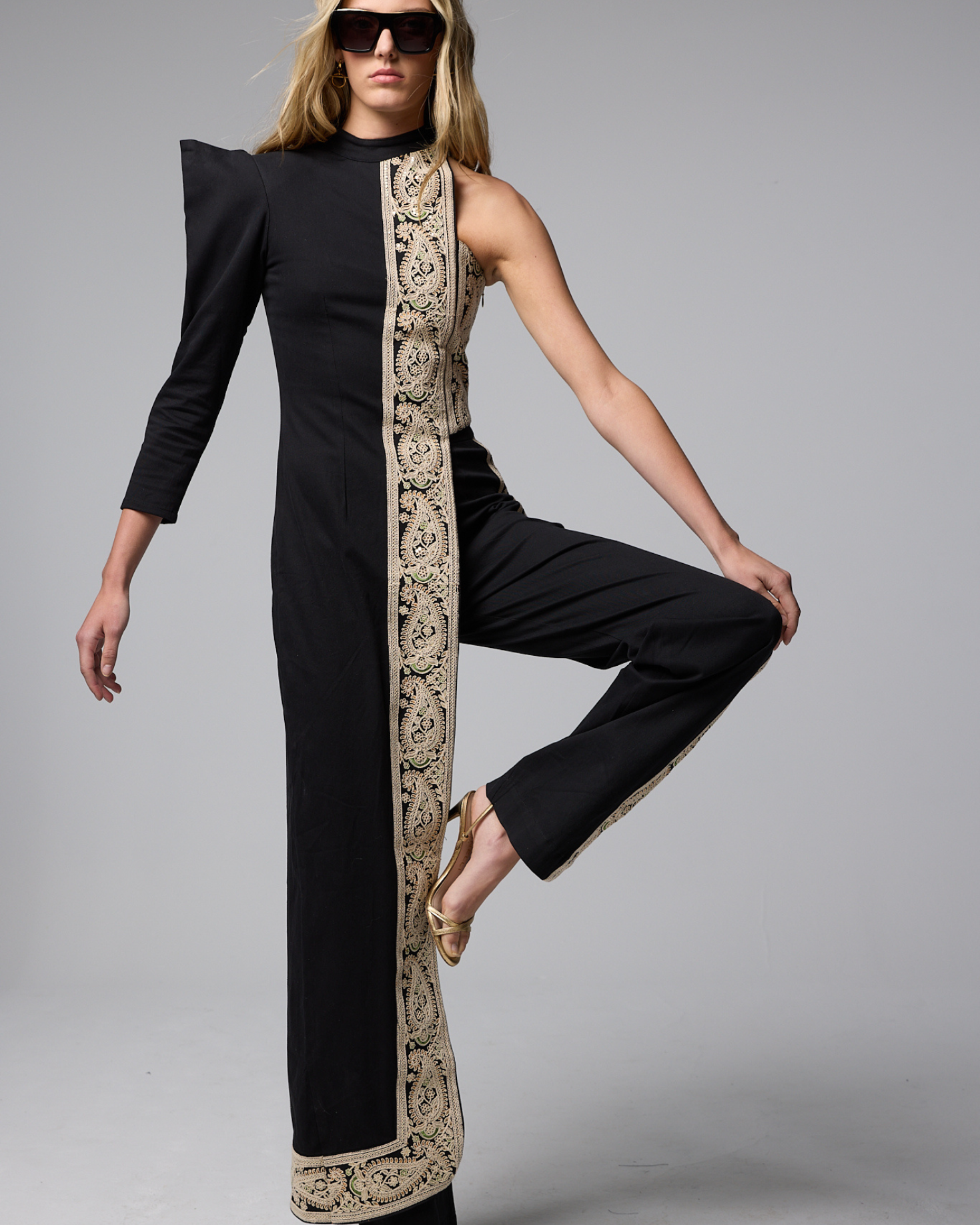 TOP FONTANA BORDADO The IQ Collection