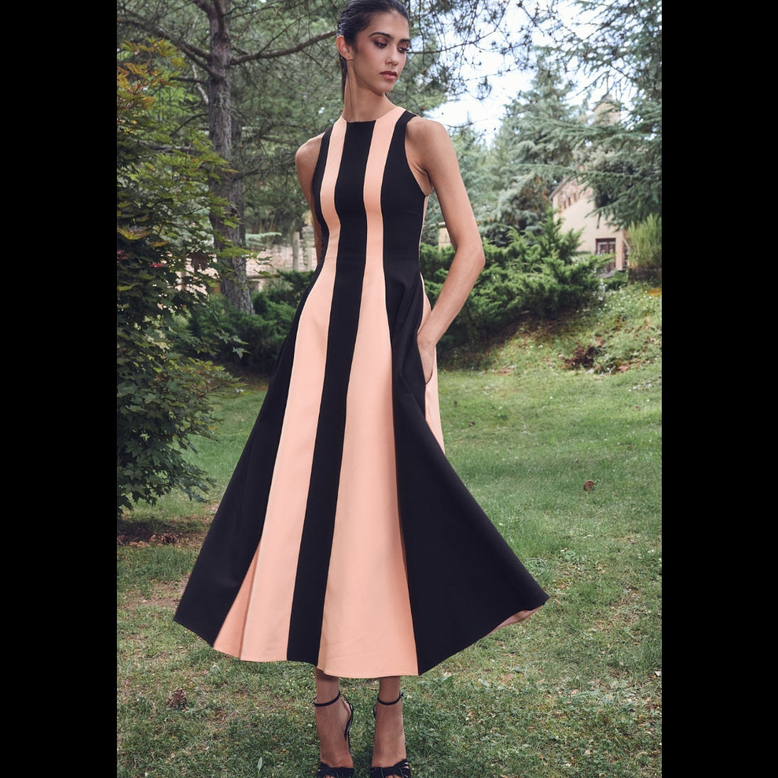 VESTIDO ANITA RAYAS The IQ Collection