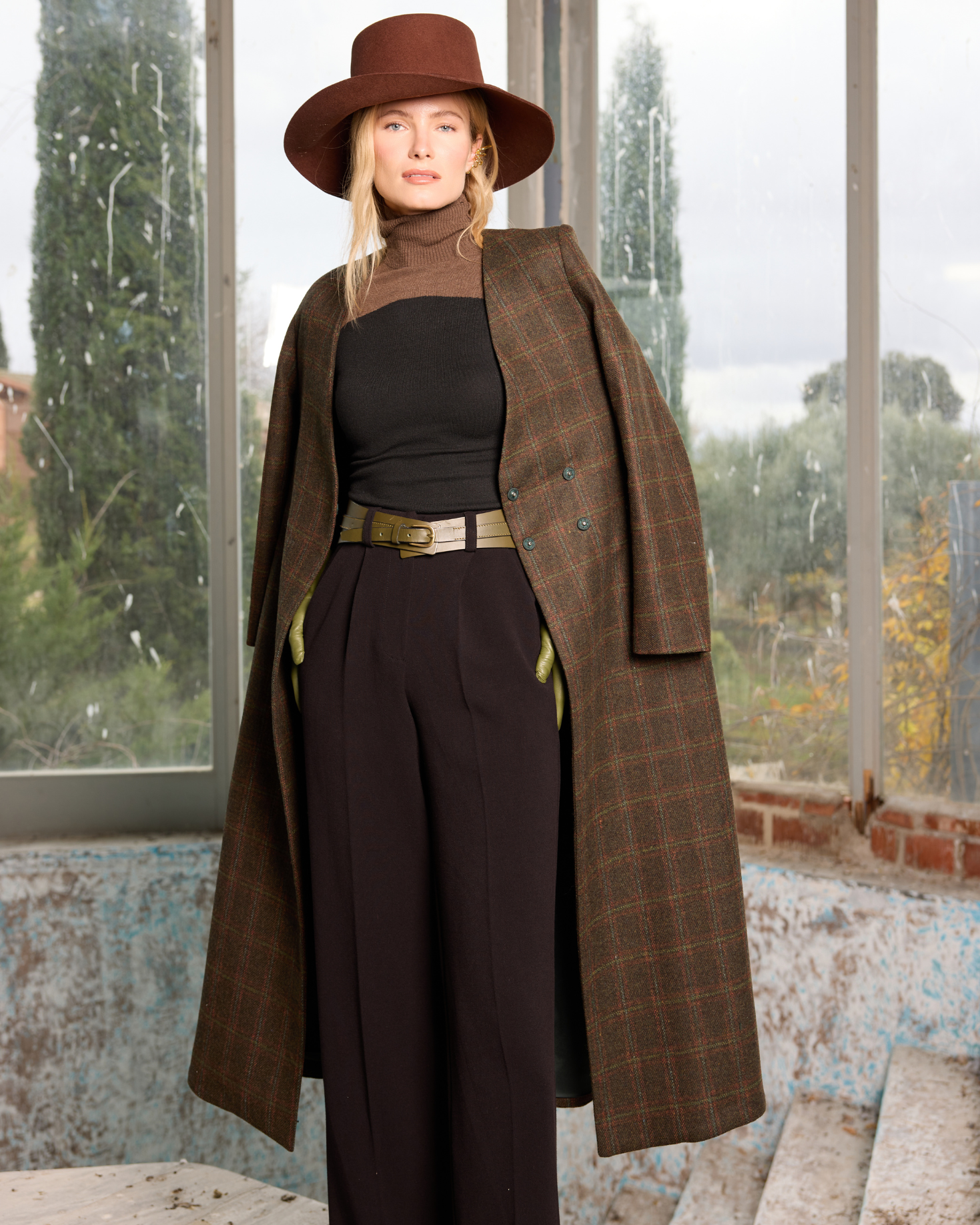 ABRIGO ROMERO CUADROS The IQ Collection