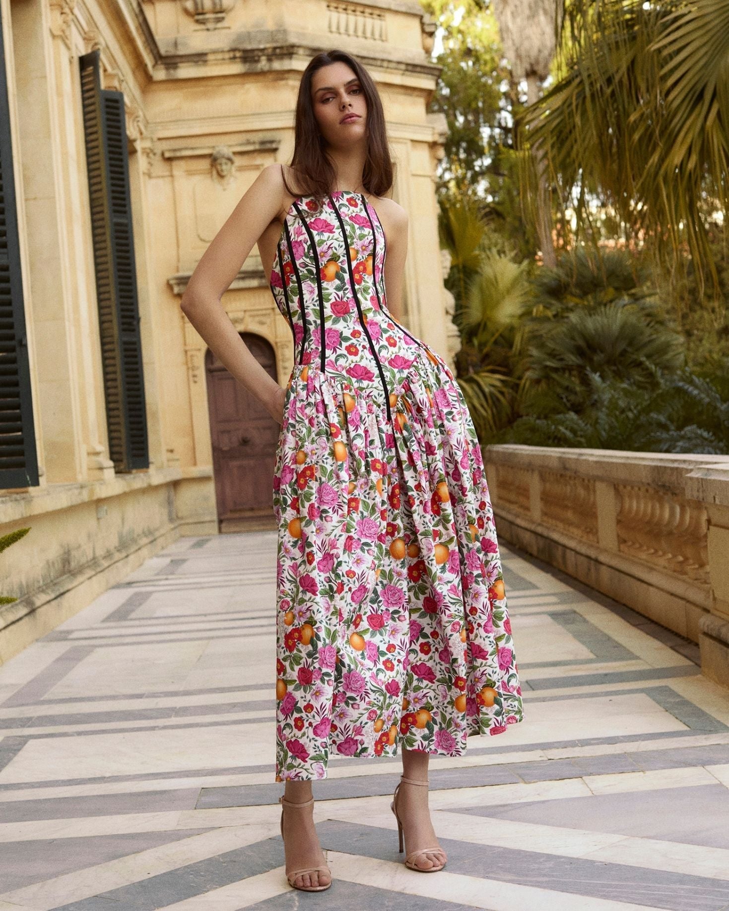 VESTIDO ORANGES MASQUERADE The IQ Collection