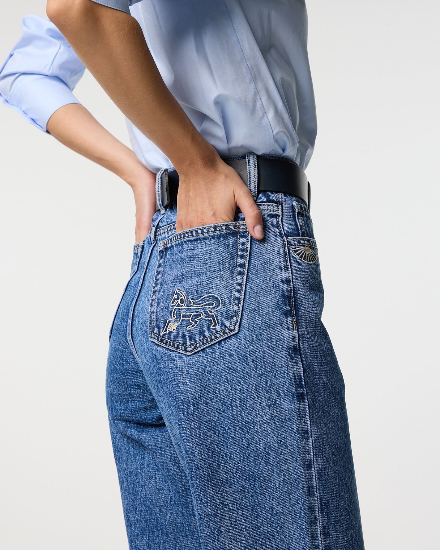 JEANS SOLERA The IQ Collection