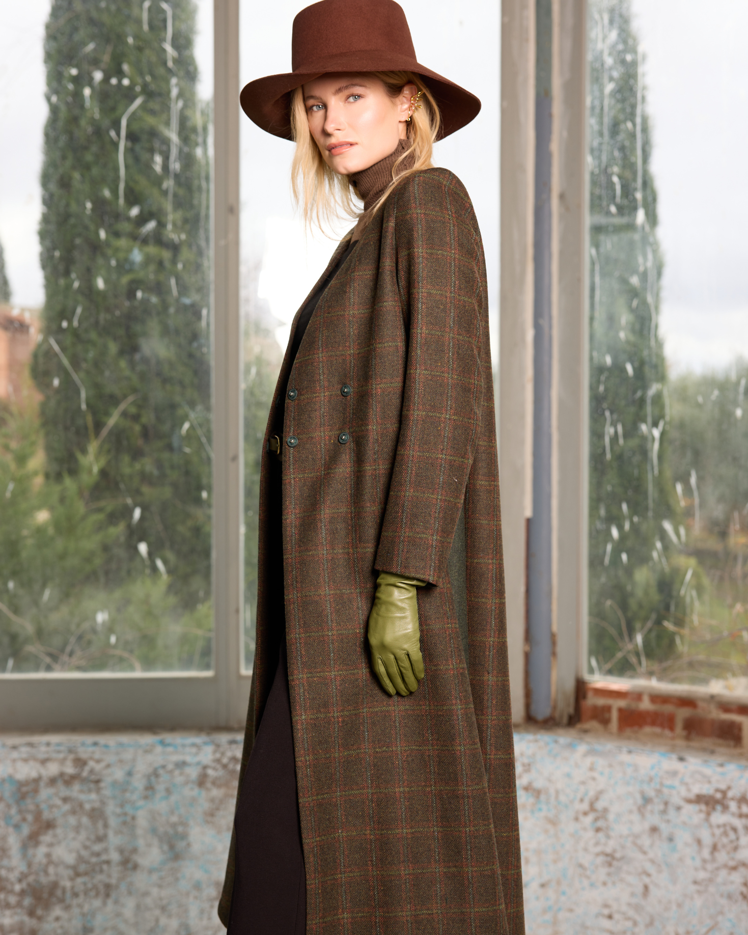 ABRIGO ROMERO CUADROS The IQ Collection