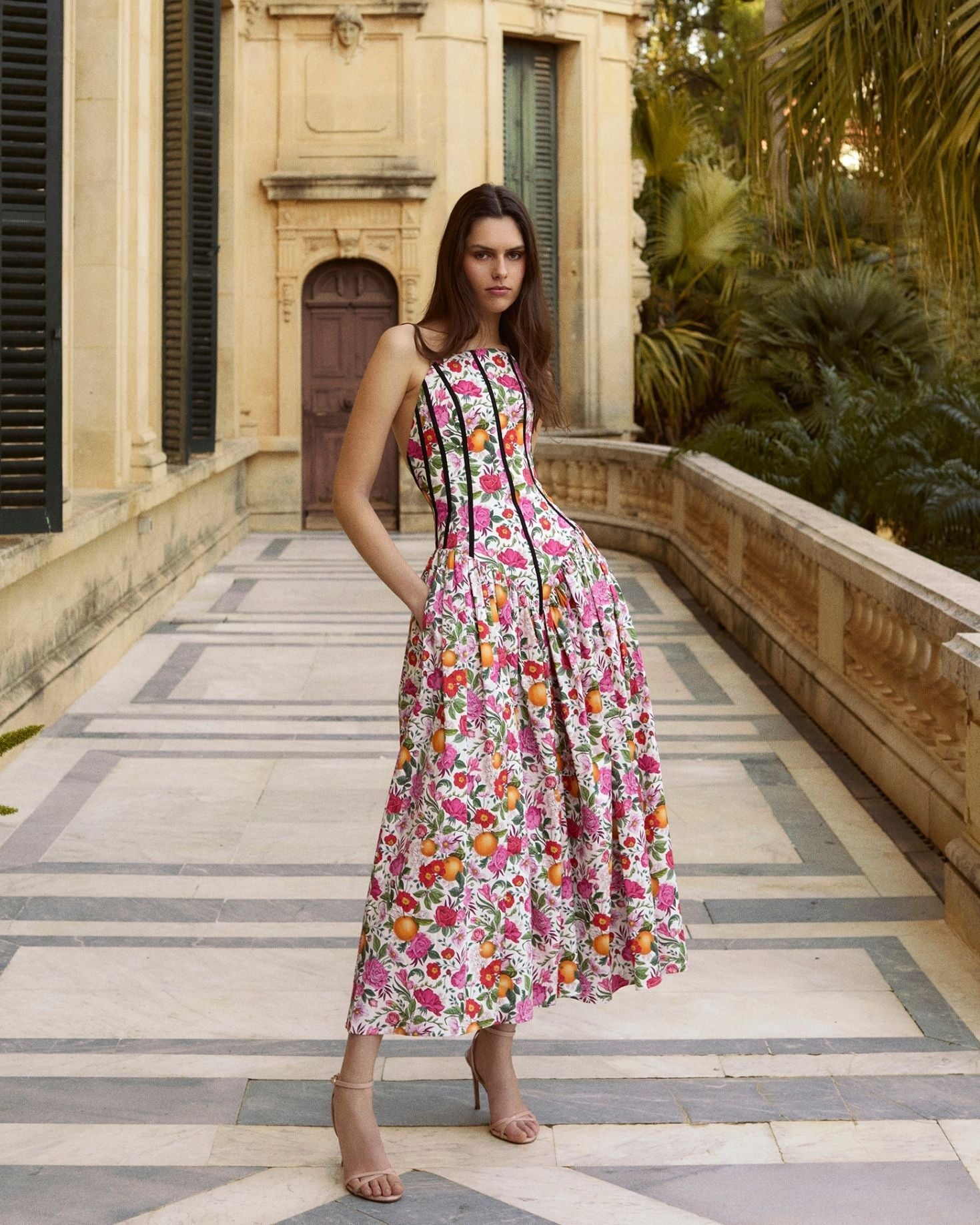 VESTIDO ORANGES MASQUERADE The IQ Collection