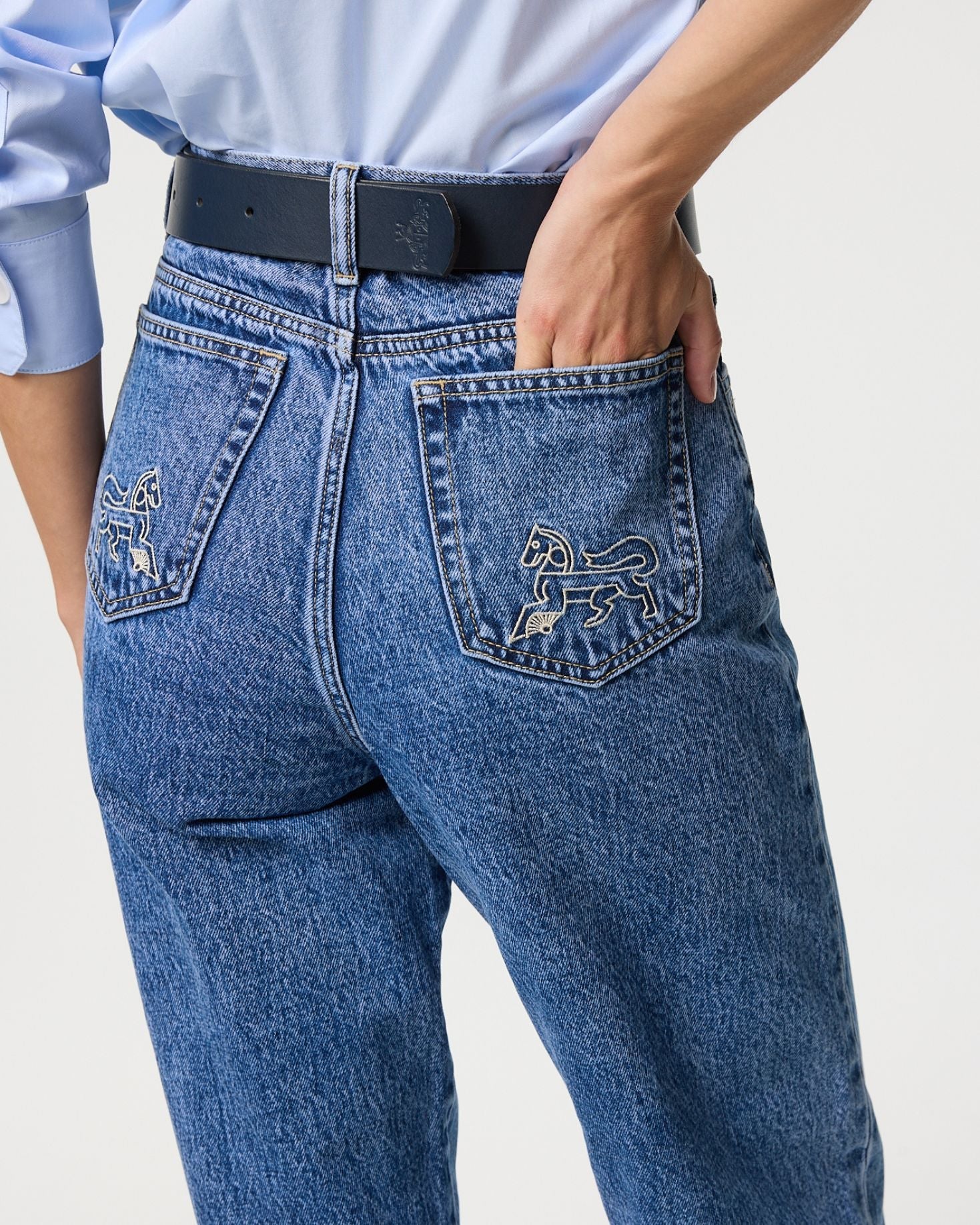 JEANS SOLERA The IQ Collection