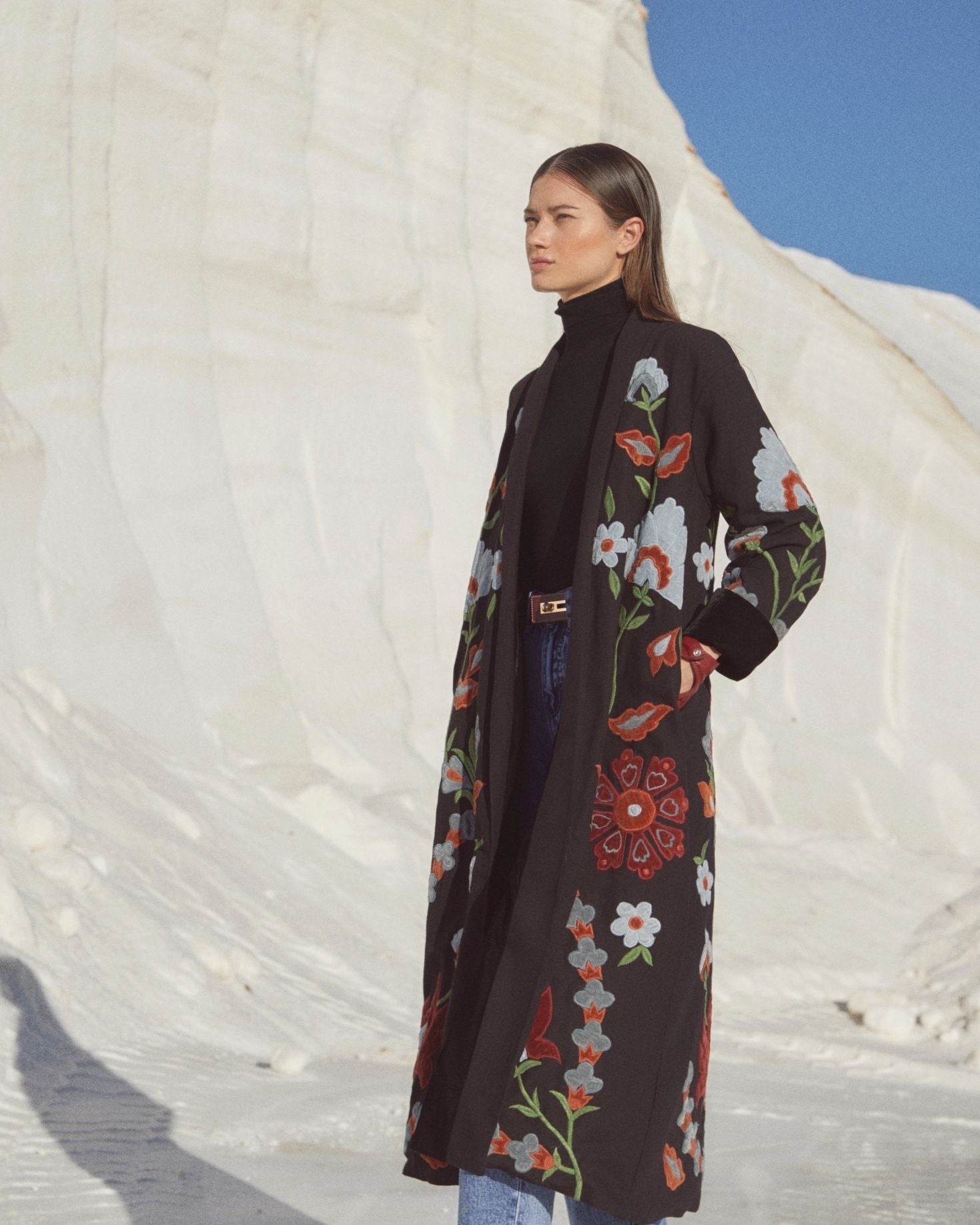 ABRIGO ELOISA The IQ Collection