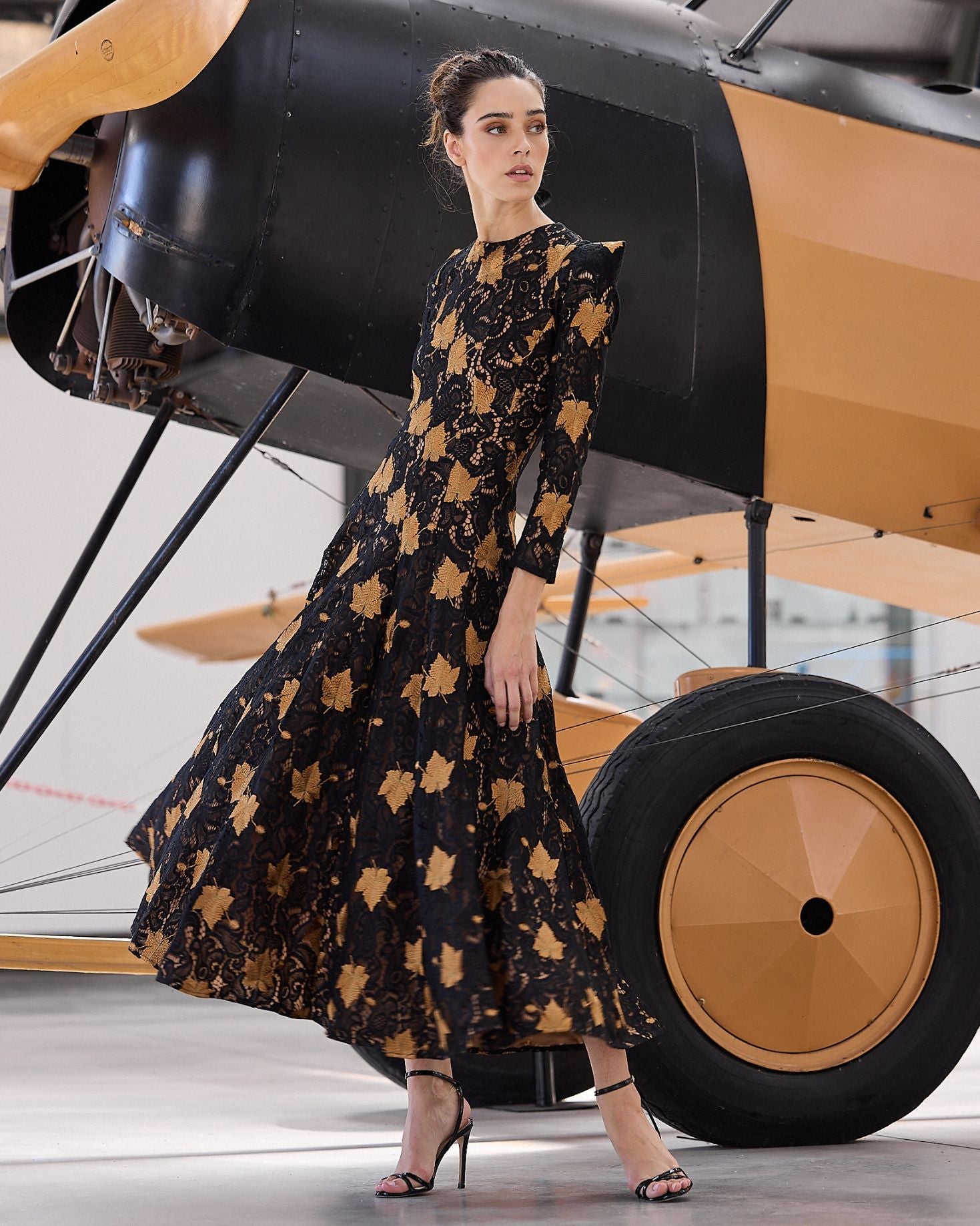 VESTIDO ROSE HOJAS The IQ Collection