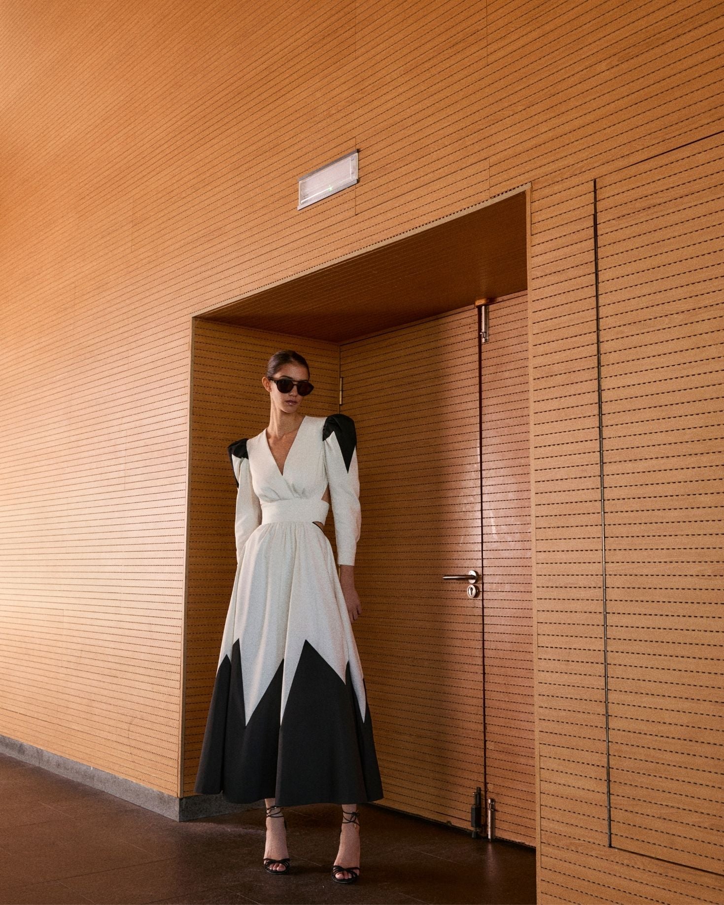 VESTIDO CHIARA CRUDO The IQ Collection