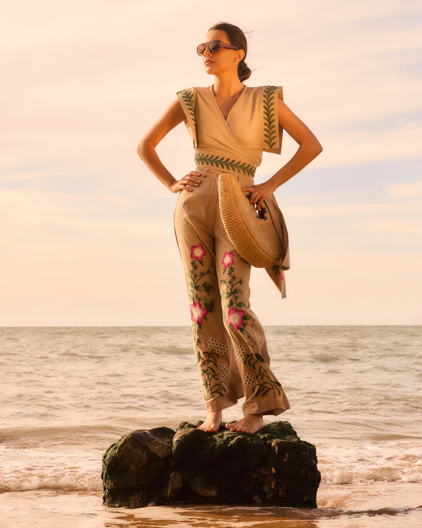 CONJUNTO IRIA The IQ Collection