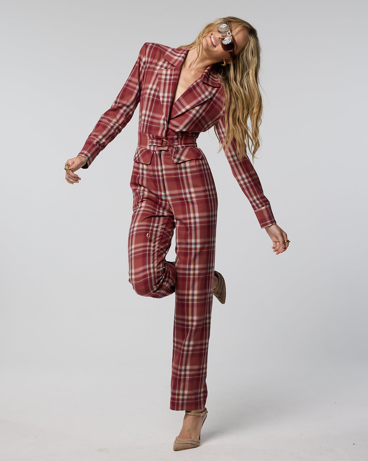 MONO ELIJAH CUADROS The IQ Collection