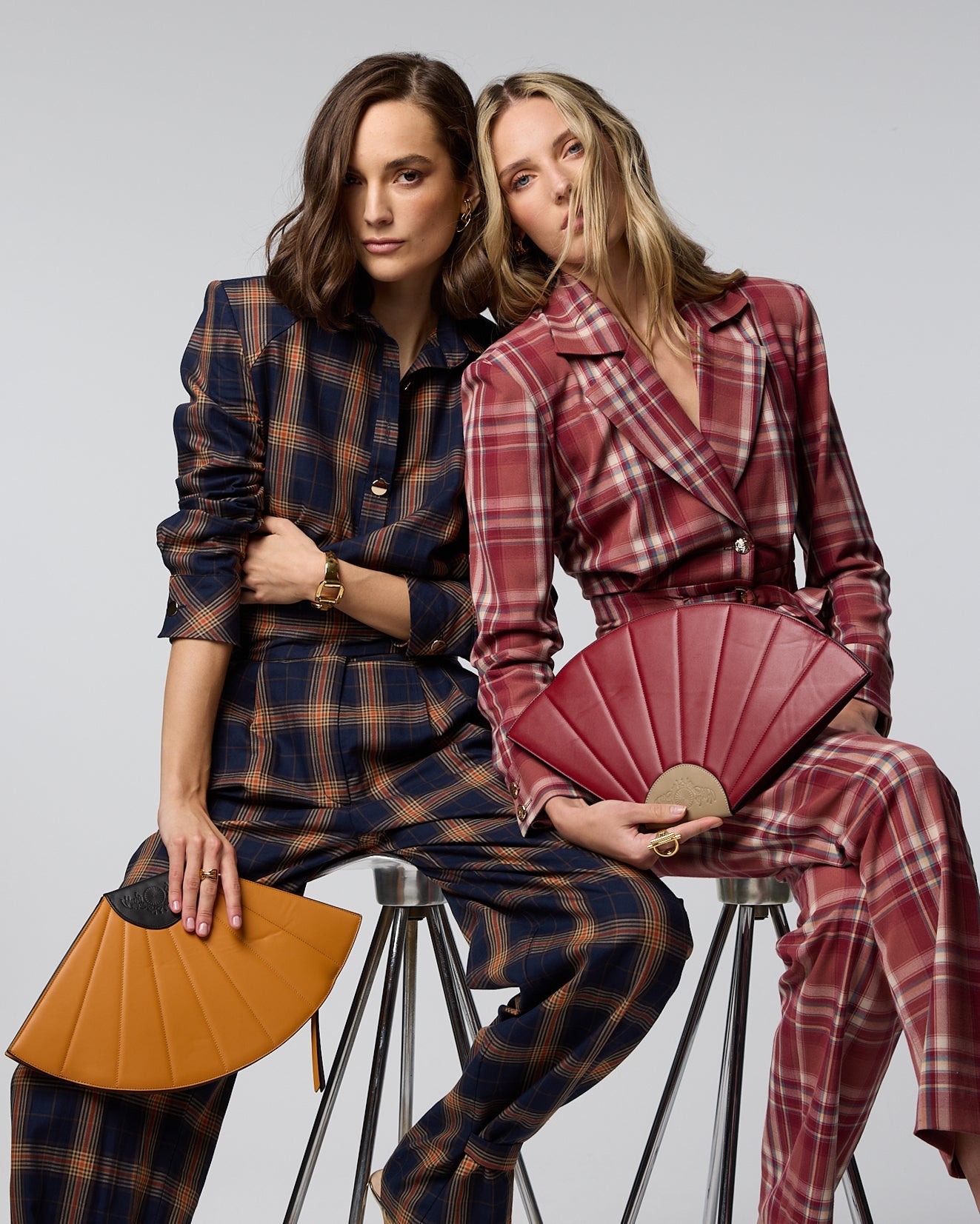 MONO ELIJAH CUADROS The IQ Collection