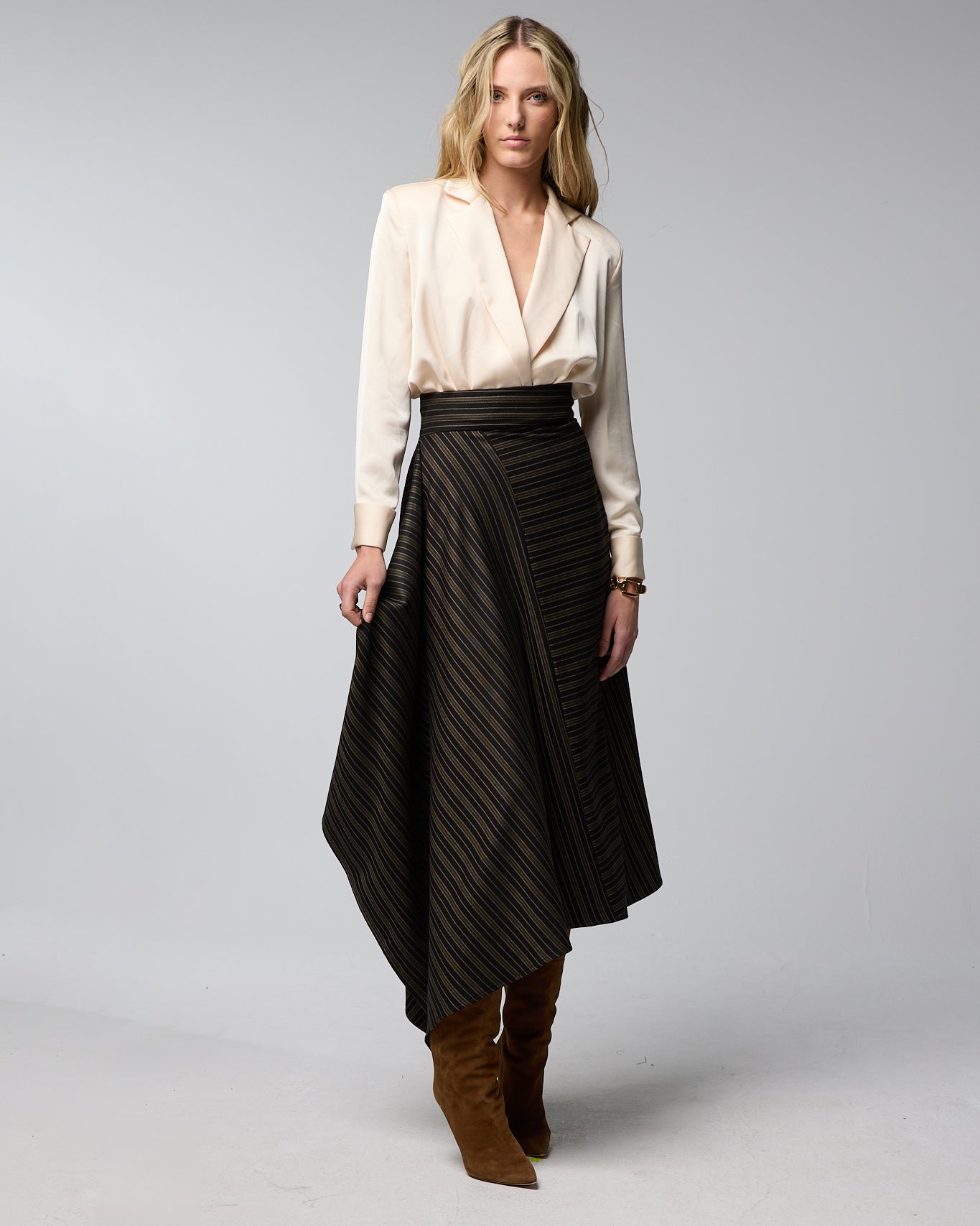 FALDA VIC The IQ Collection