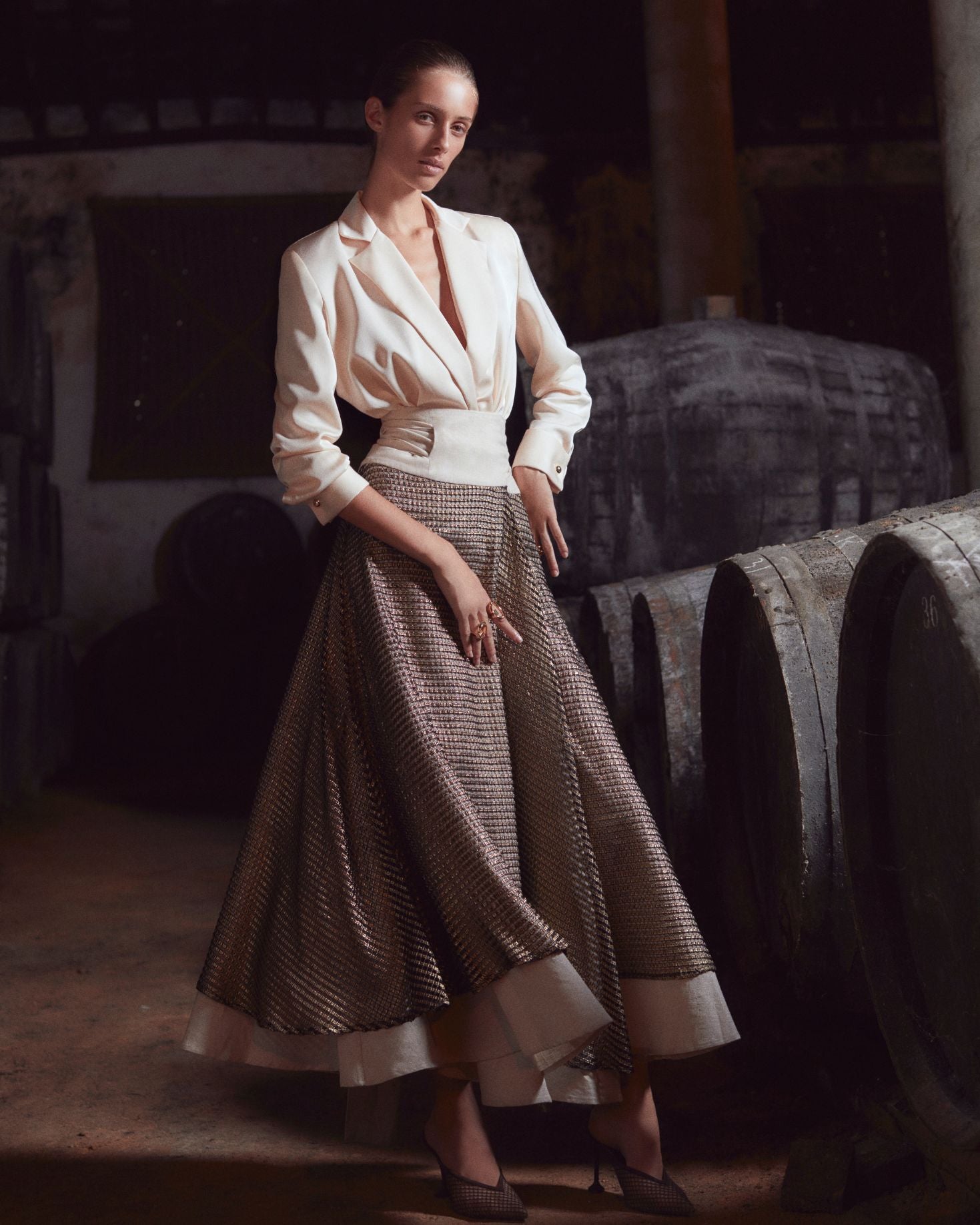 FALDA CLIO BEIGE The IQ Collection