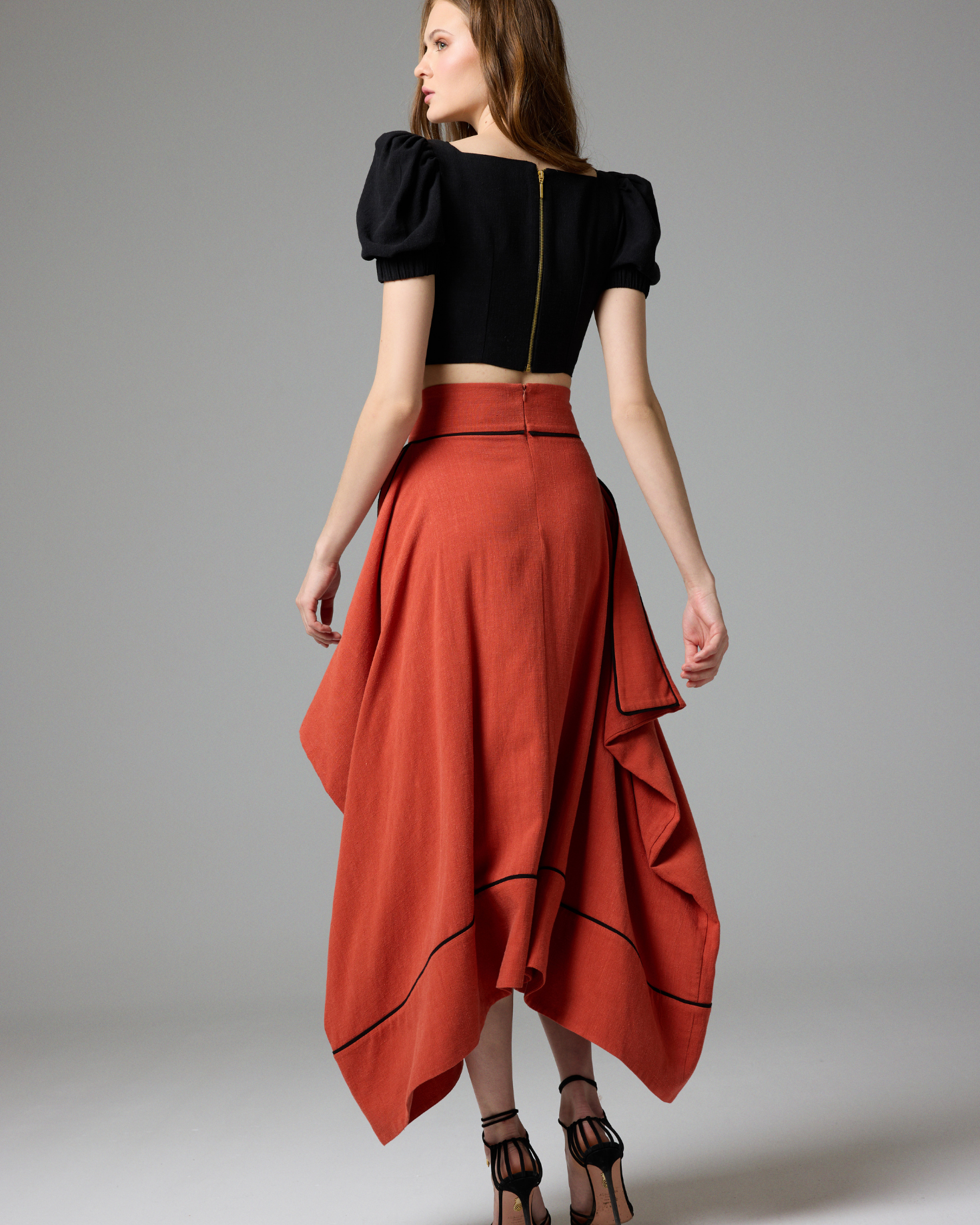 TOP NOELIA NEGRO The IQ Collection