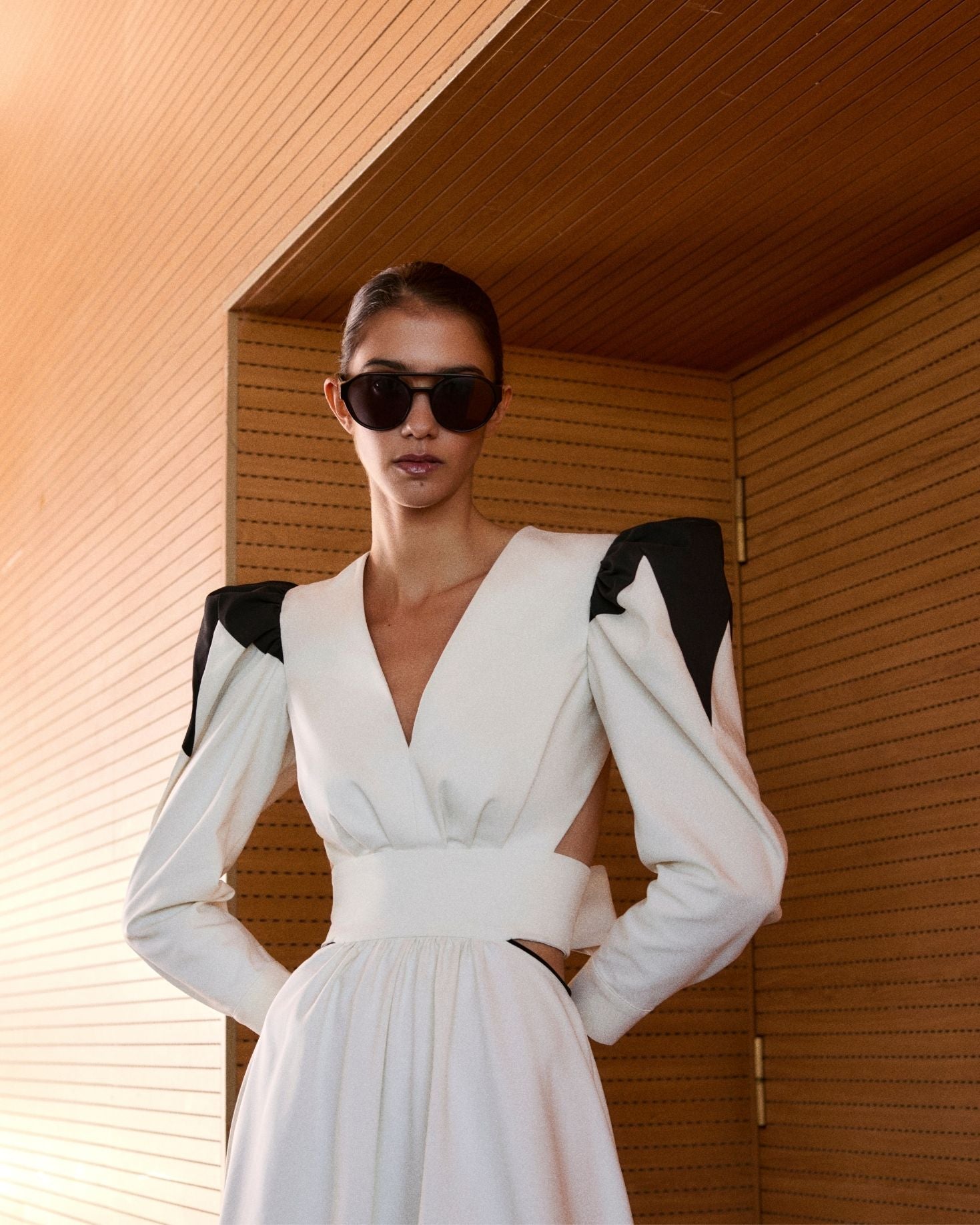 VESTIDO CHIARA CRUDO The IQ Collection