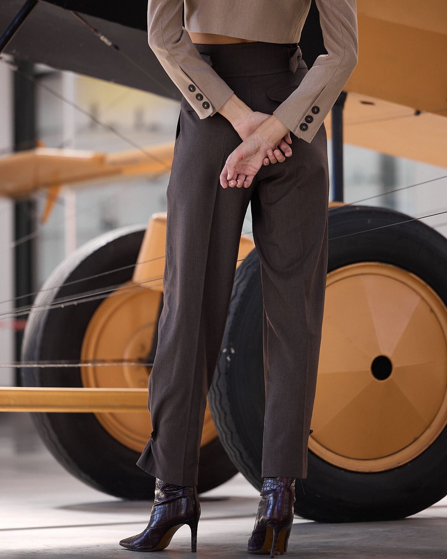 PANTALÓN ERIN MARRÓN The IQ Collection