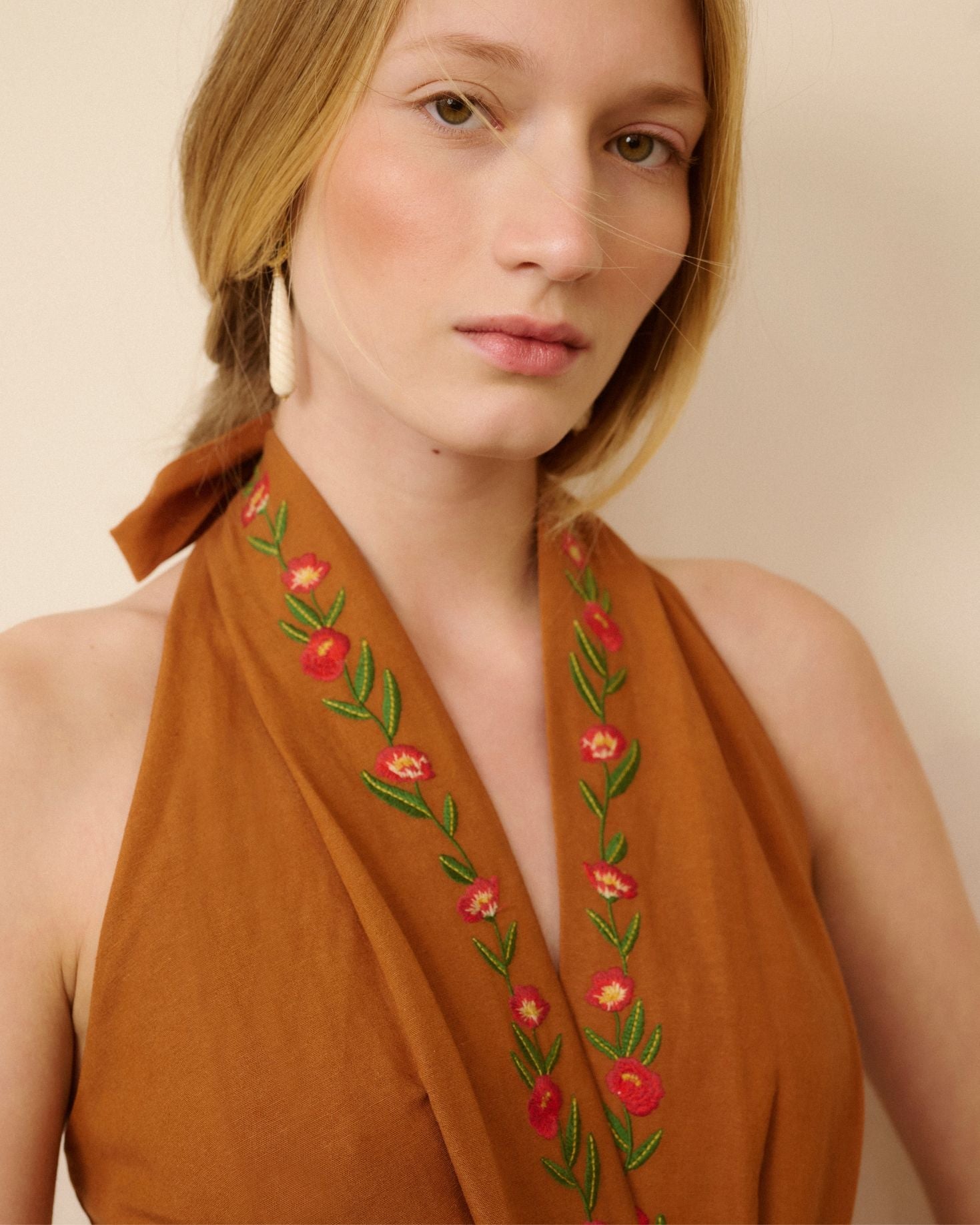 VESTIDO ARENA The IQ Collection