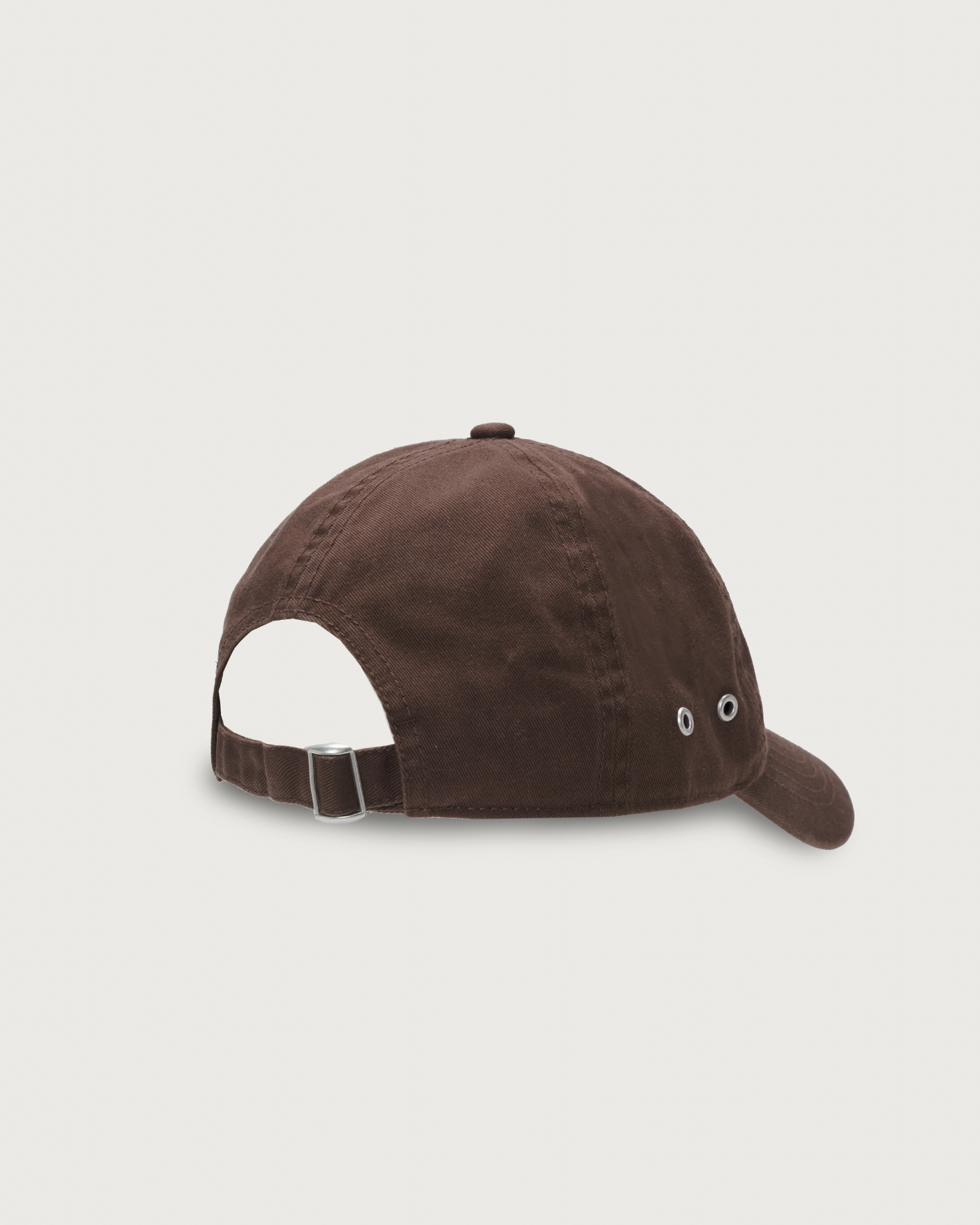 GORRA JUANA MARRÓN BORDADA The IQ Collection