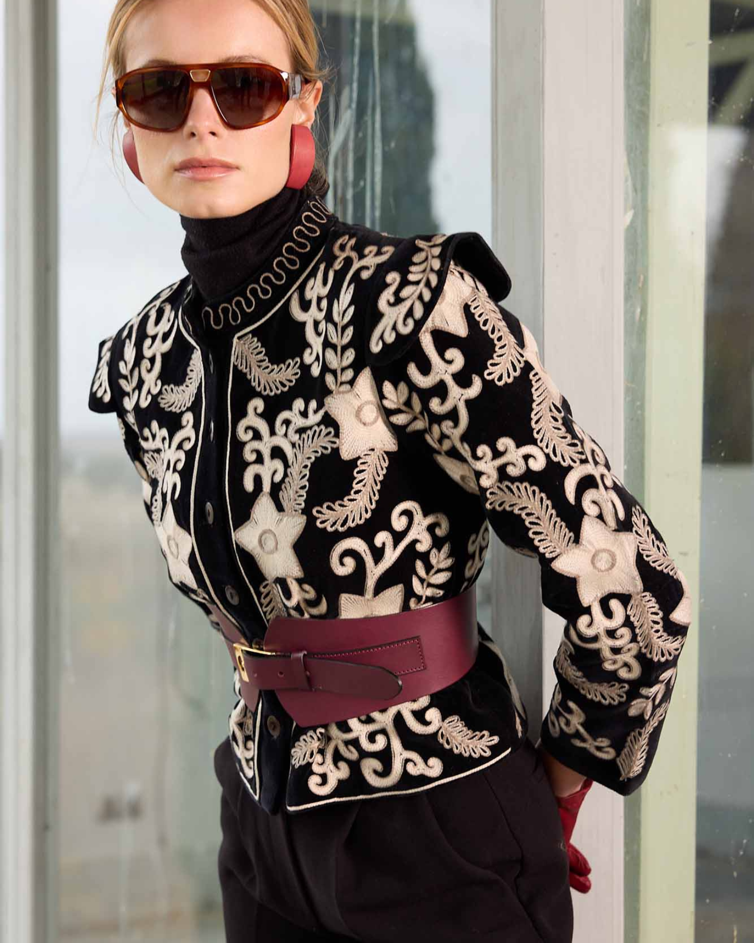 CHAQUETA ESPE NEGRA The IQ Collection