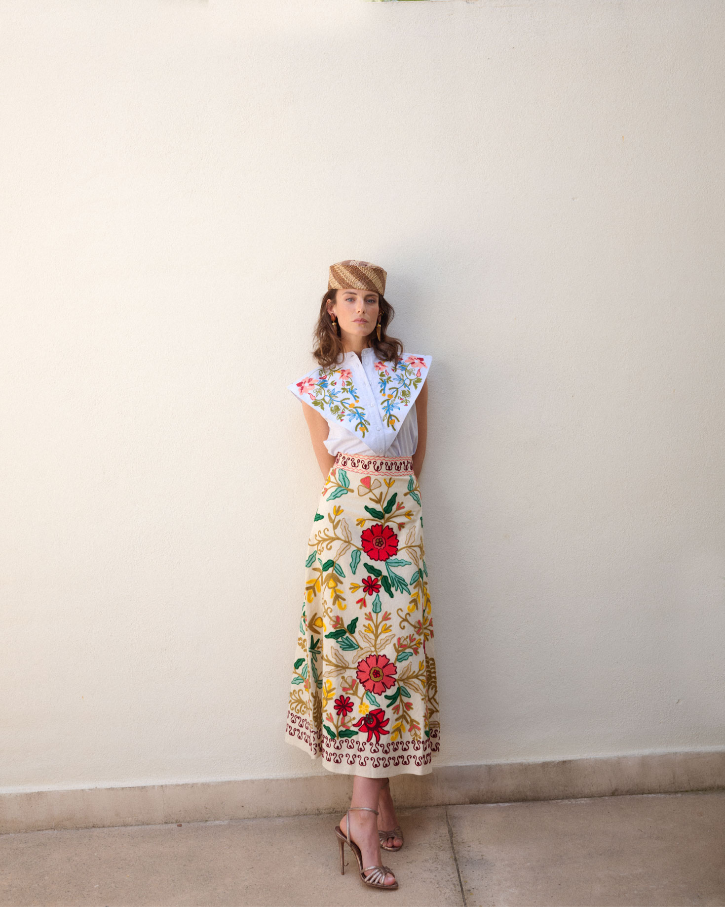 MANI BORDADOS AZUL The IQ Collection