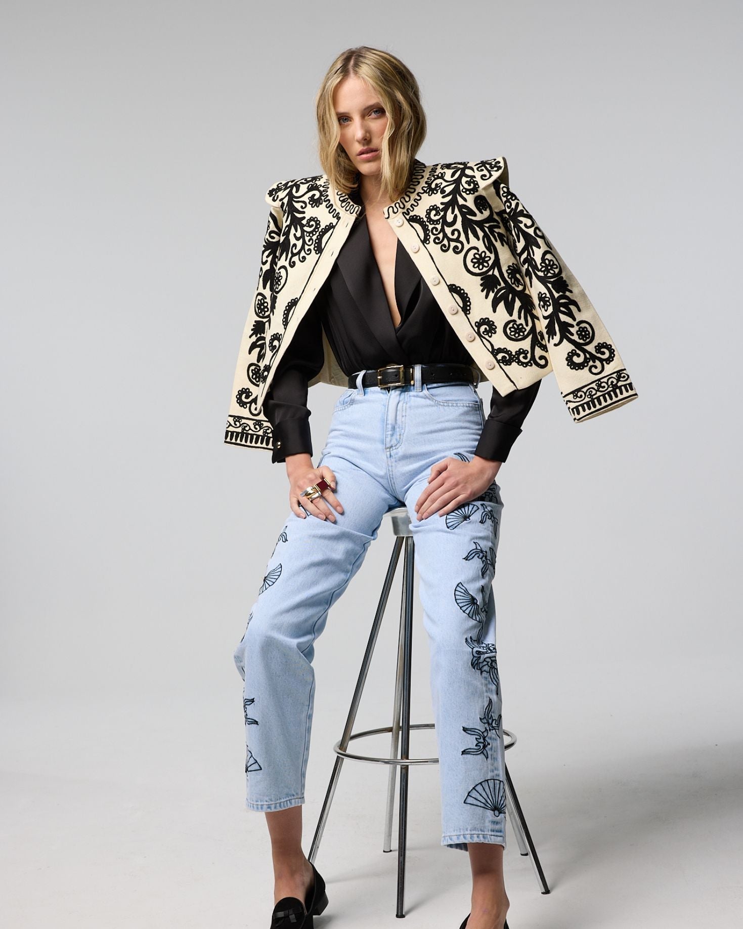 CHAQUETA ESPE BLANCA The IQ Collection