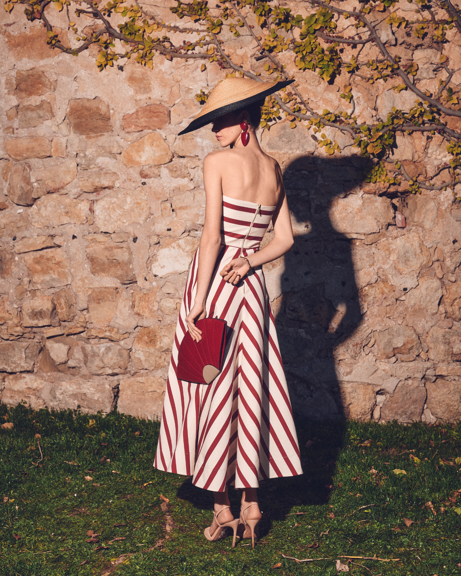 005 The IQ Collection