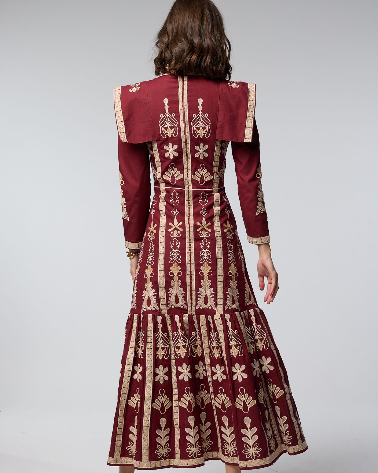 VESTIDO AFRICA BORDADO The IQ Collection