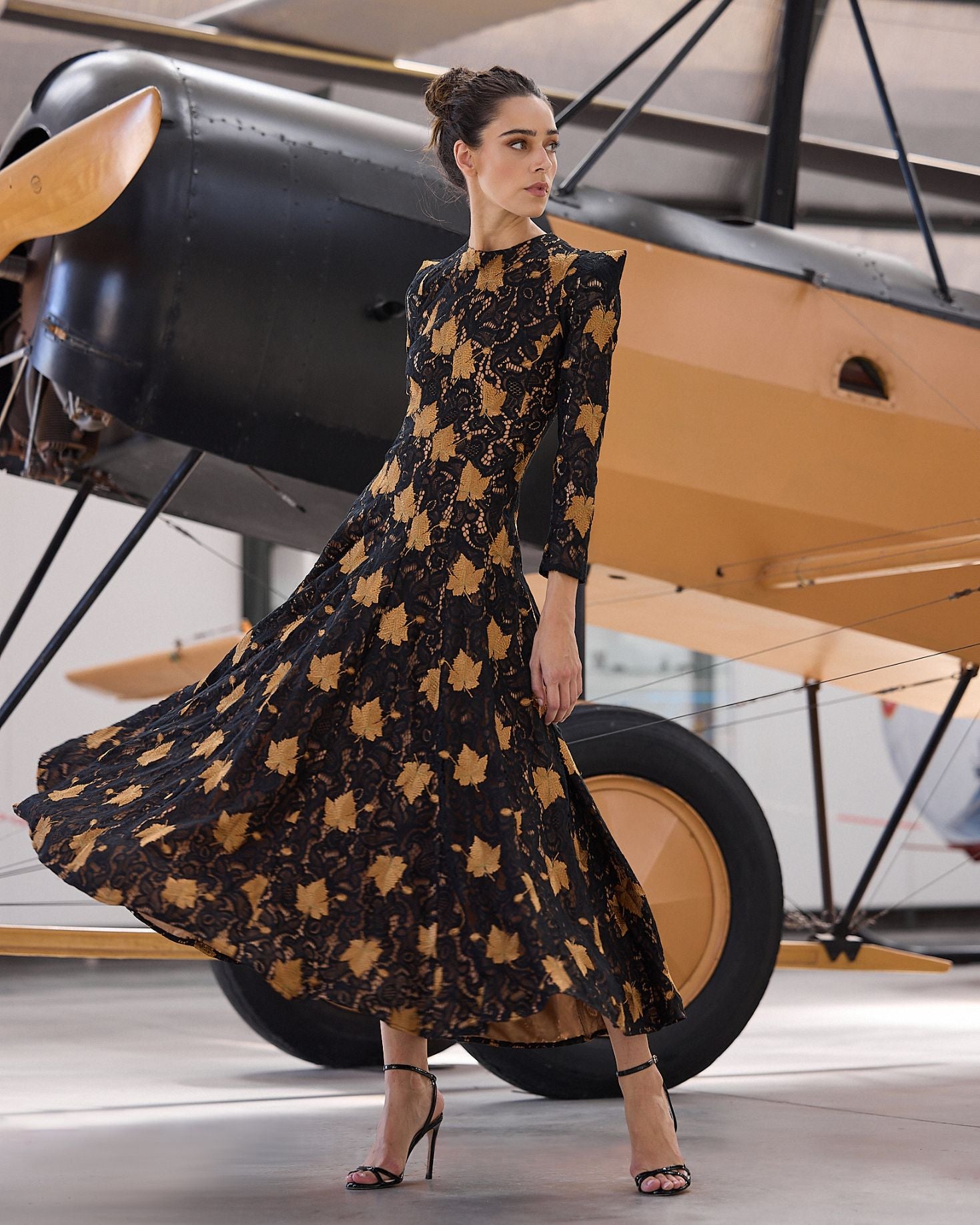 VESTIDO ROSE HOJAS The IQ Collection