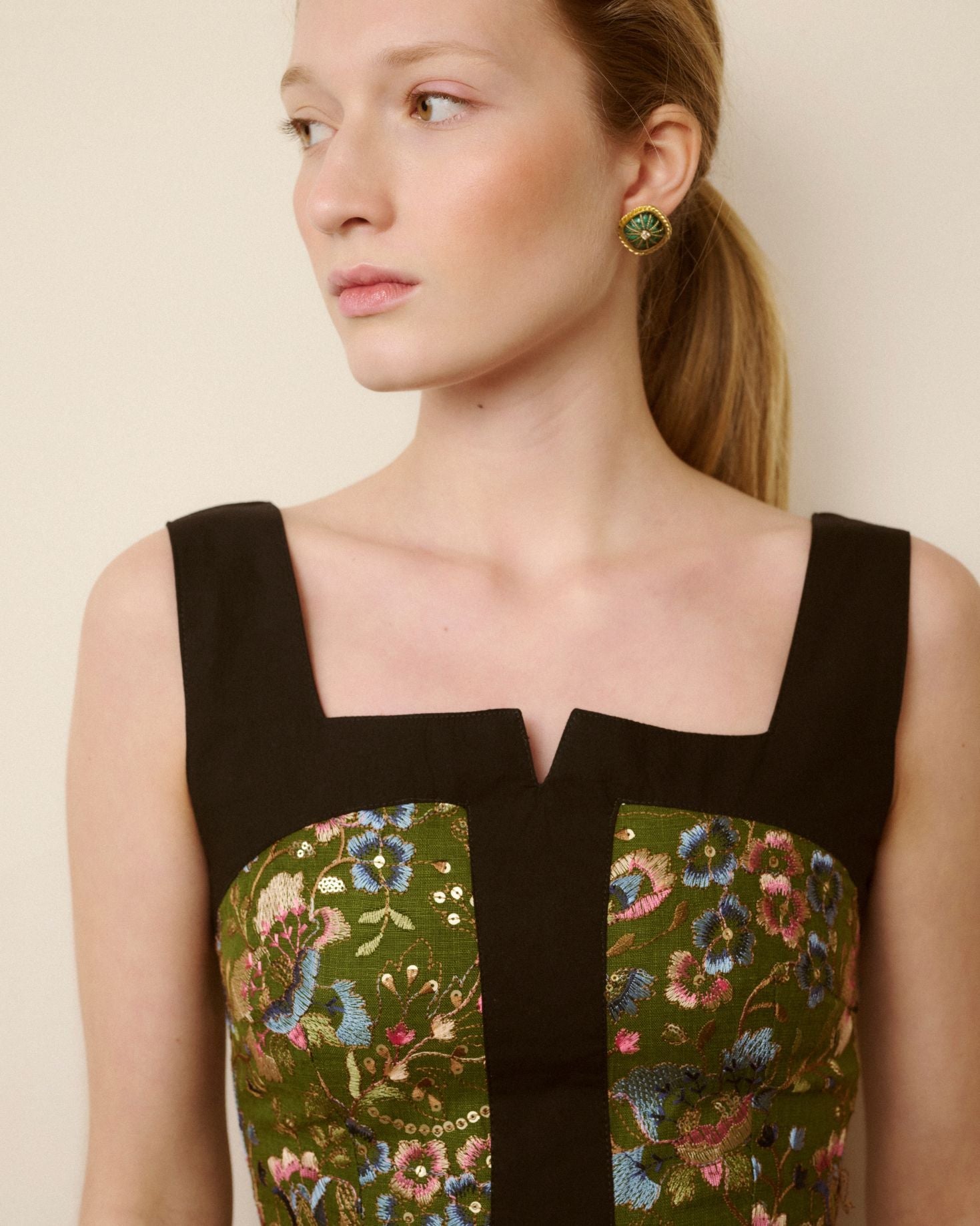 VESTIDO OASIS The IQ Collection