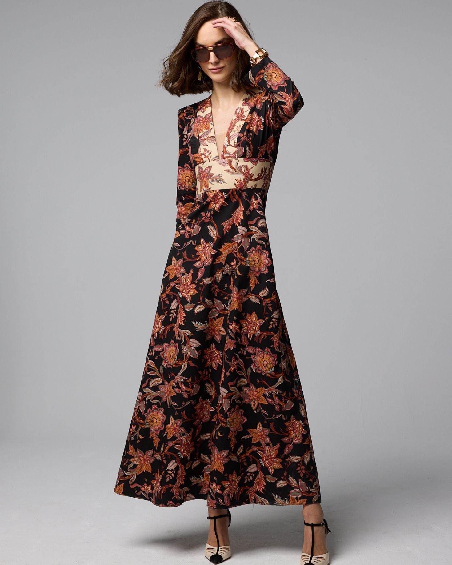 VESTIDO JACKIE FLORES The IQ Collection