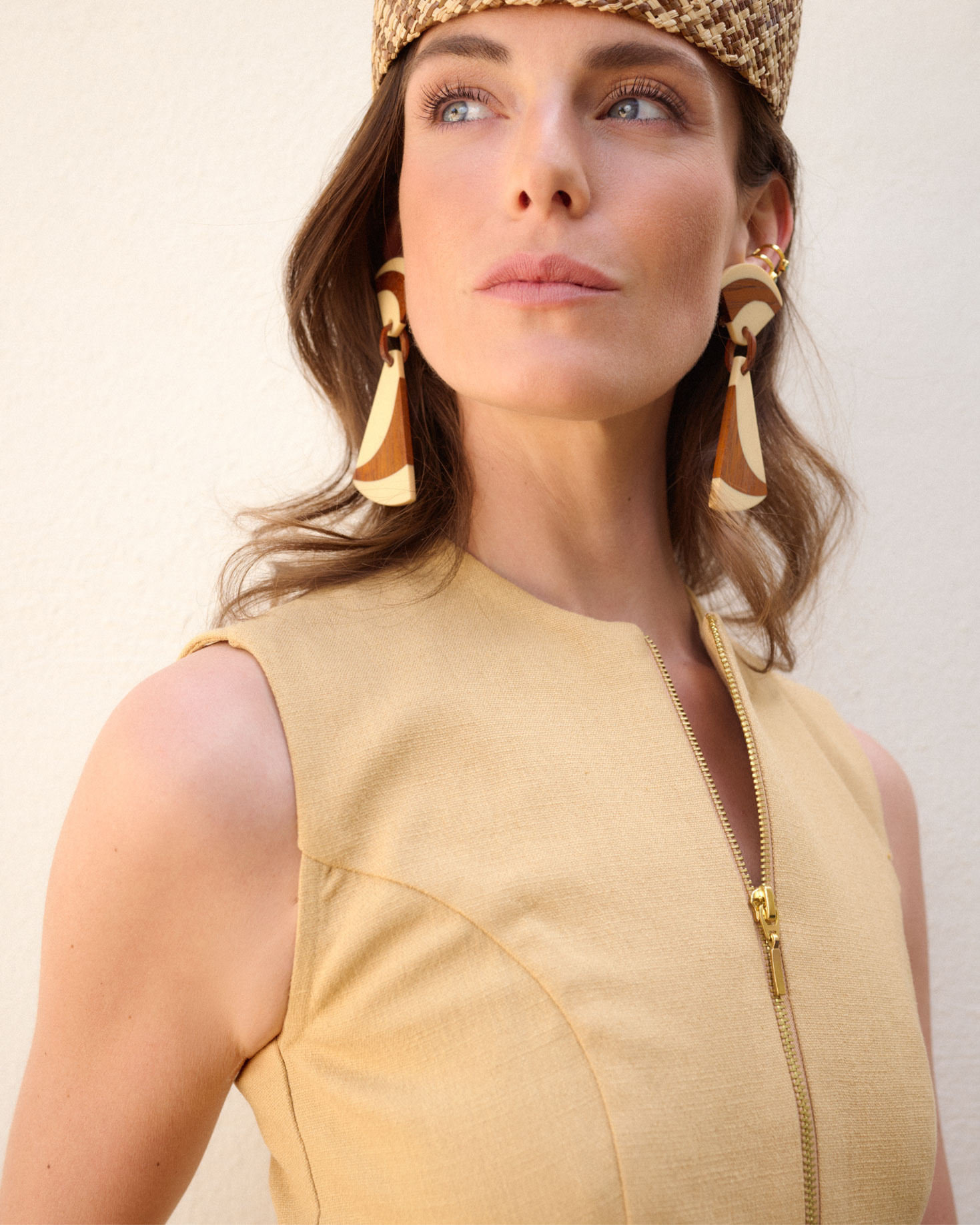 TOP TINA CAMEL The IQ Collection