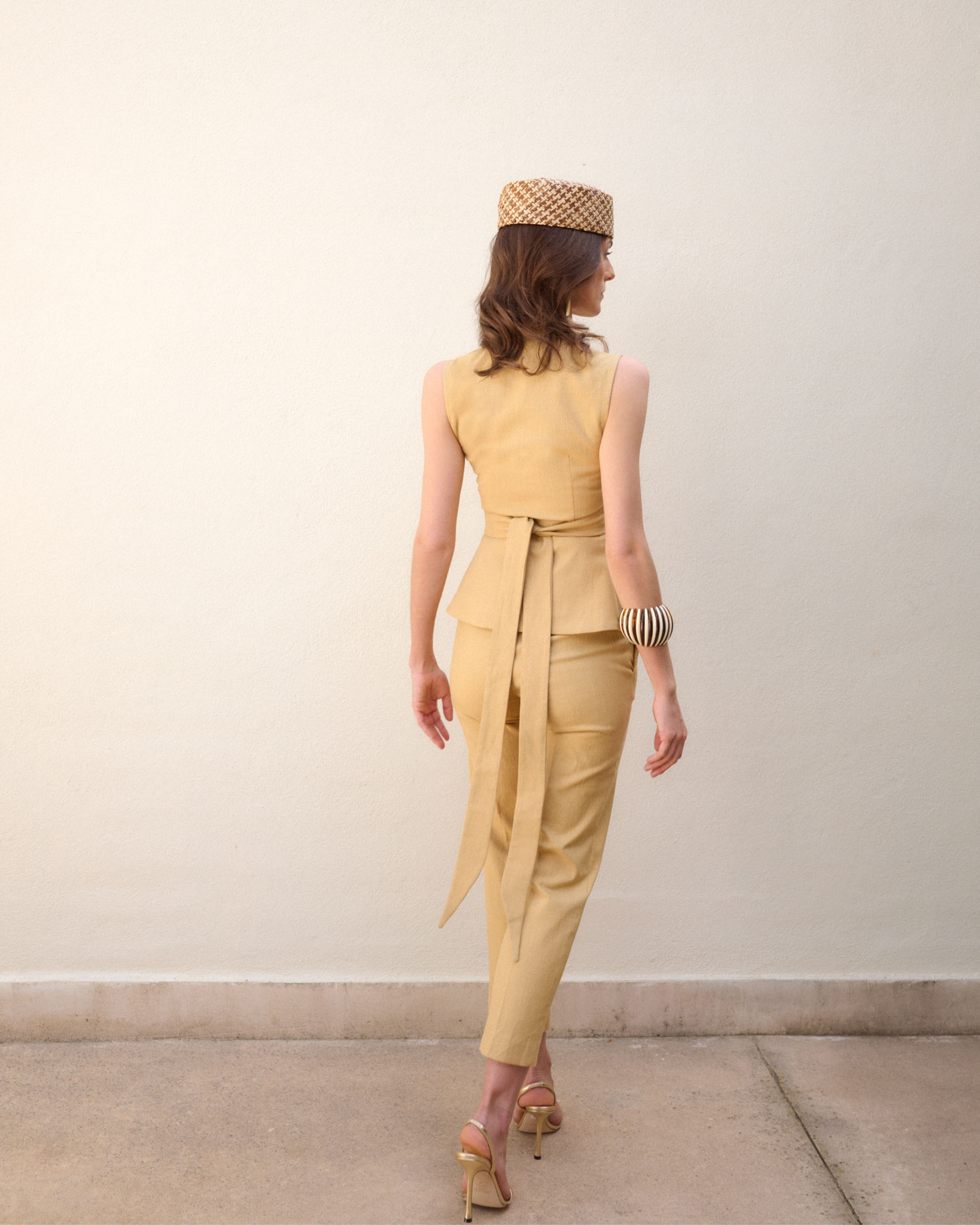 TOP TINA CAMEL The IQ Collection
