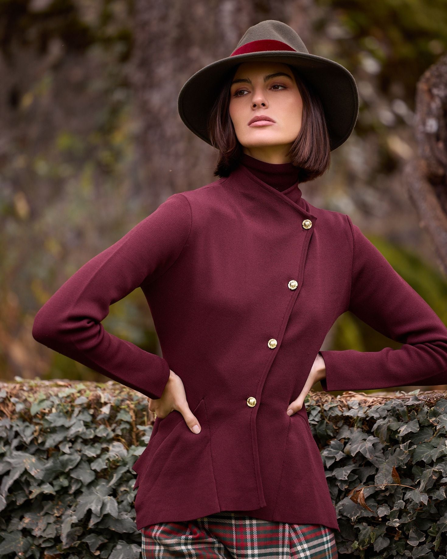 CHAQUETA PUNTO CELIA BURDEOS The IQ Collection