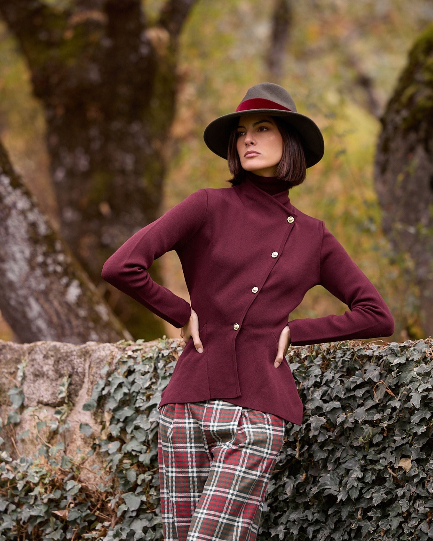 CHAQUETA PUNTO CELIA BURDEOS The IQ Collection