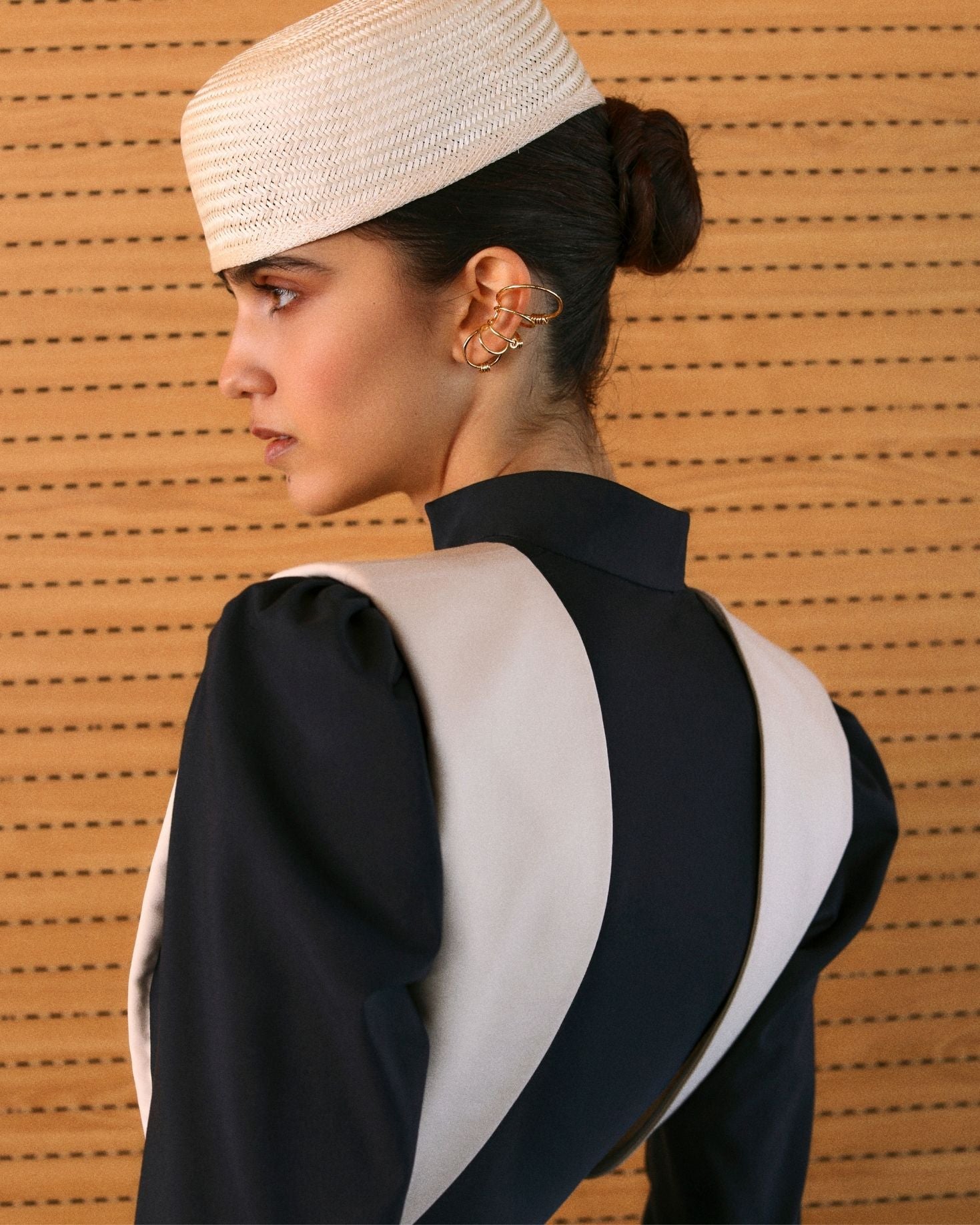 MONO BRENDA MARINO The IQ Collection