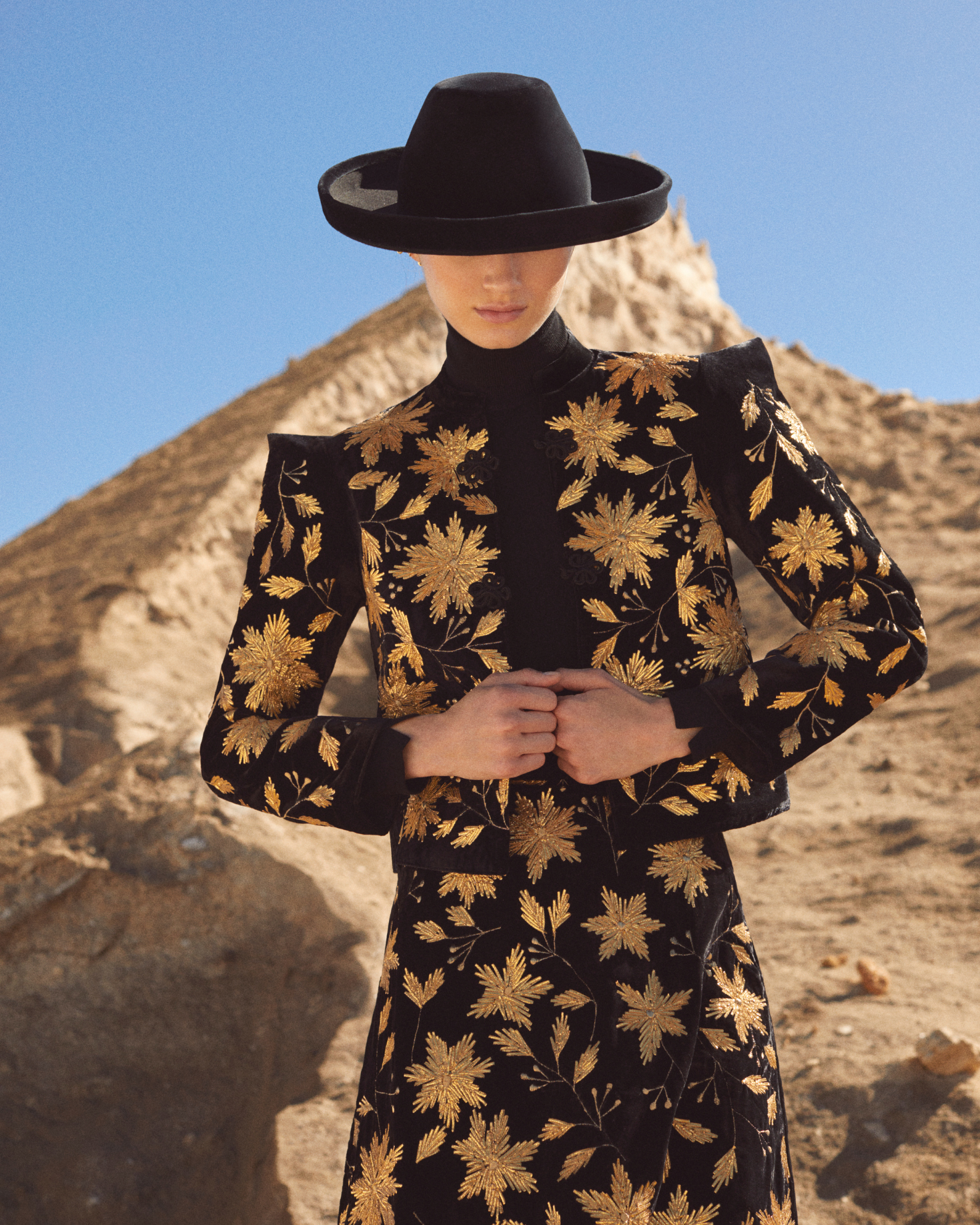 FALDA COVA The IQ Collection