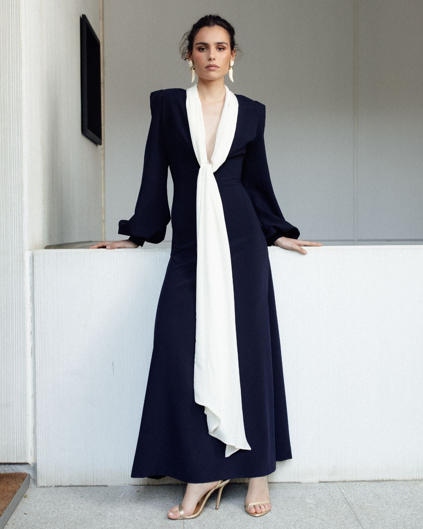 VESTIDO COELLO The IQ Collection