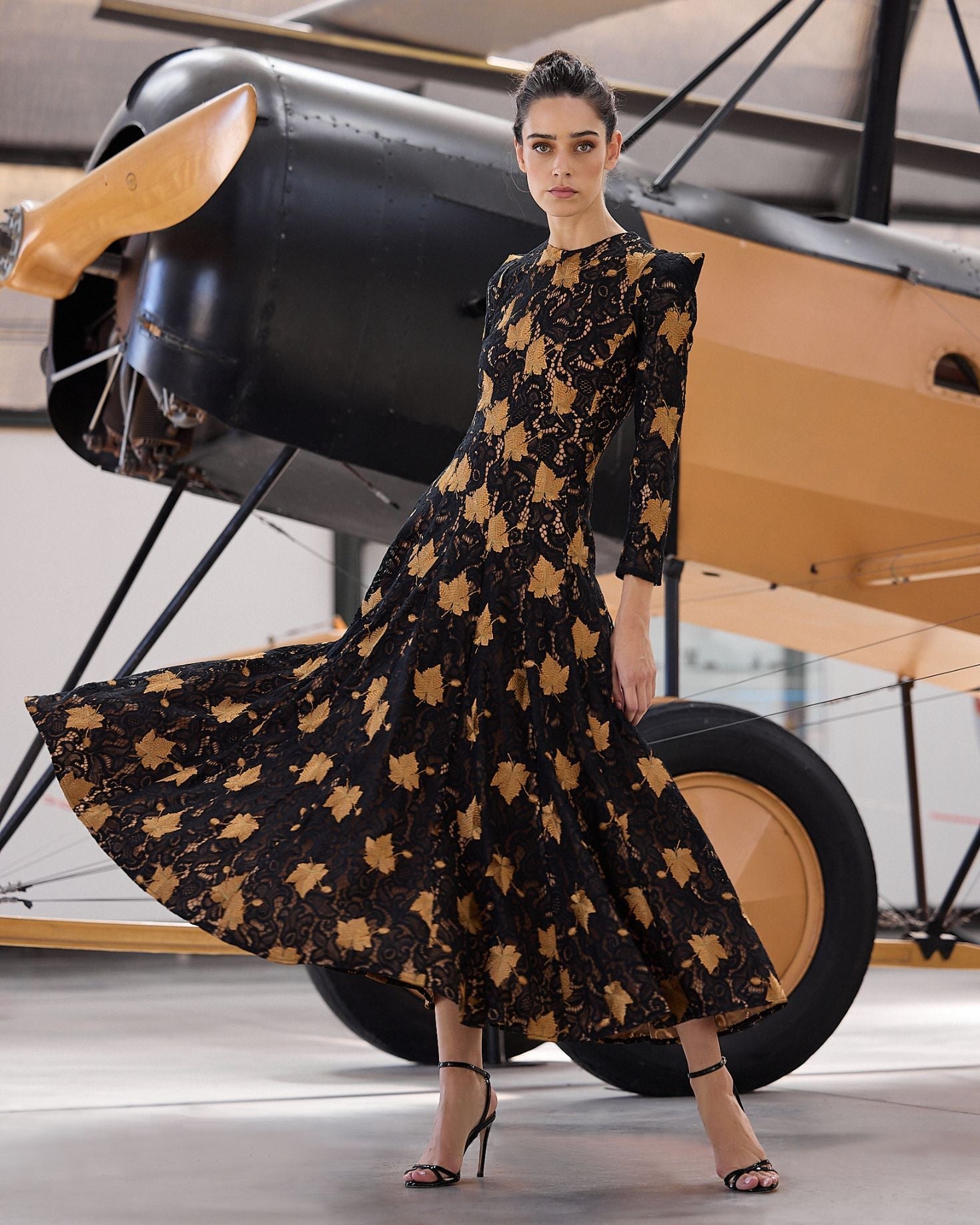 VESTIDO ROSE HOJAS The IQ Collection