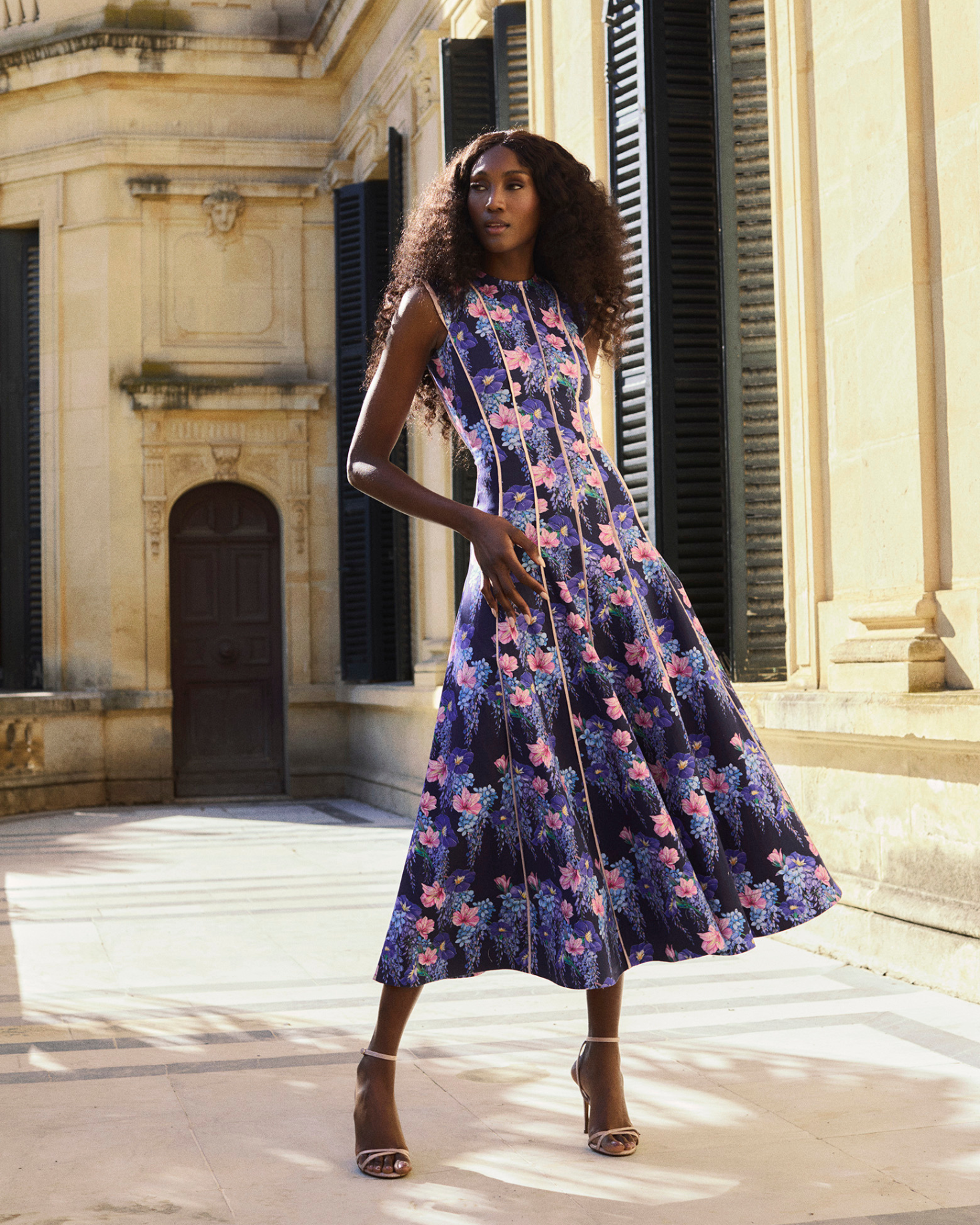 VESTIDO MIDNIGHT TEA The IQ Collection