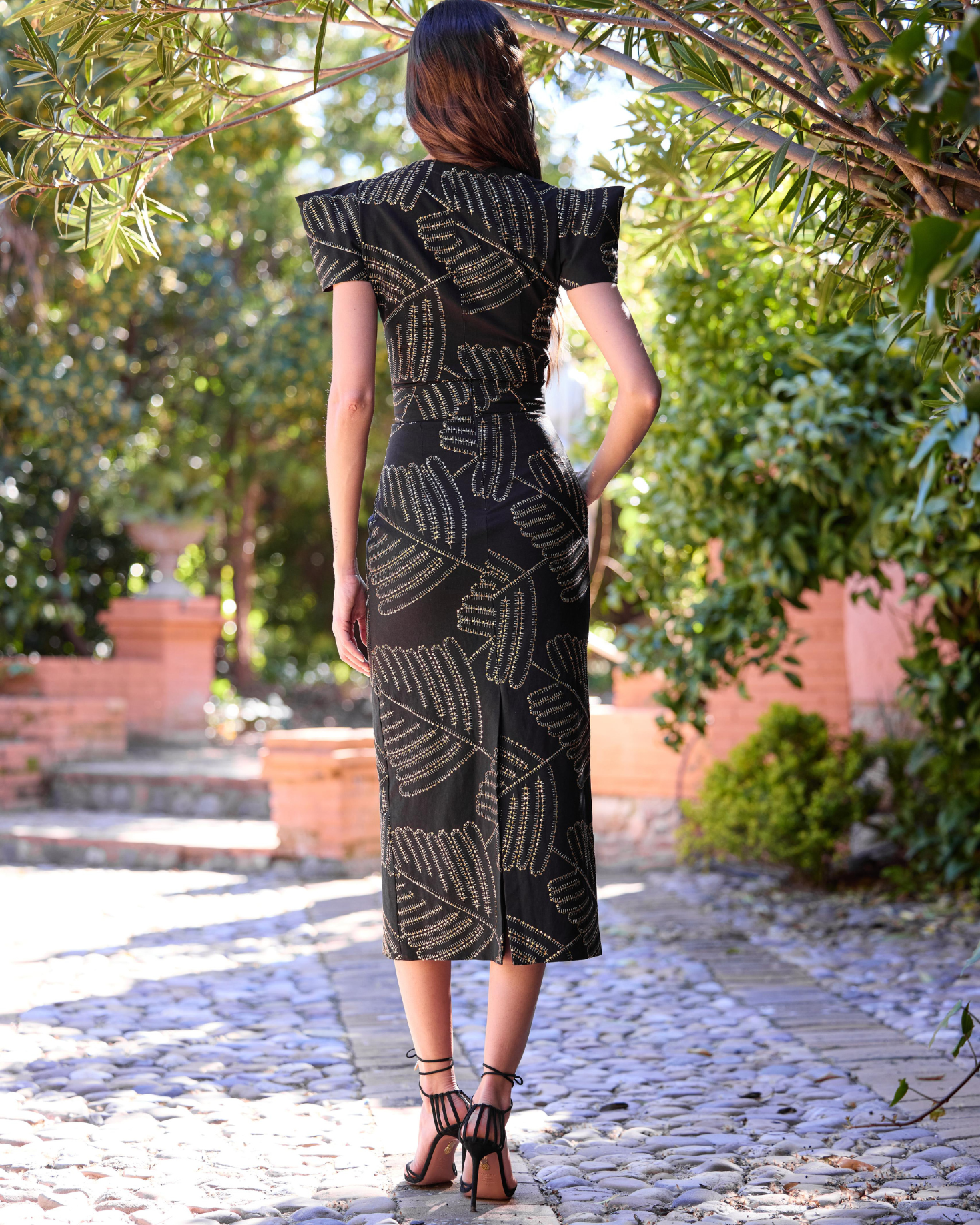 FADA LEILA LENTEJUELAS The IQ Collection