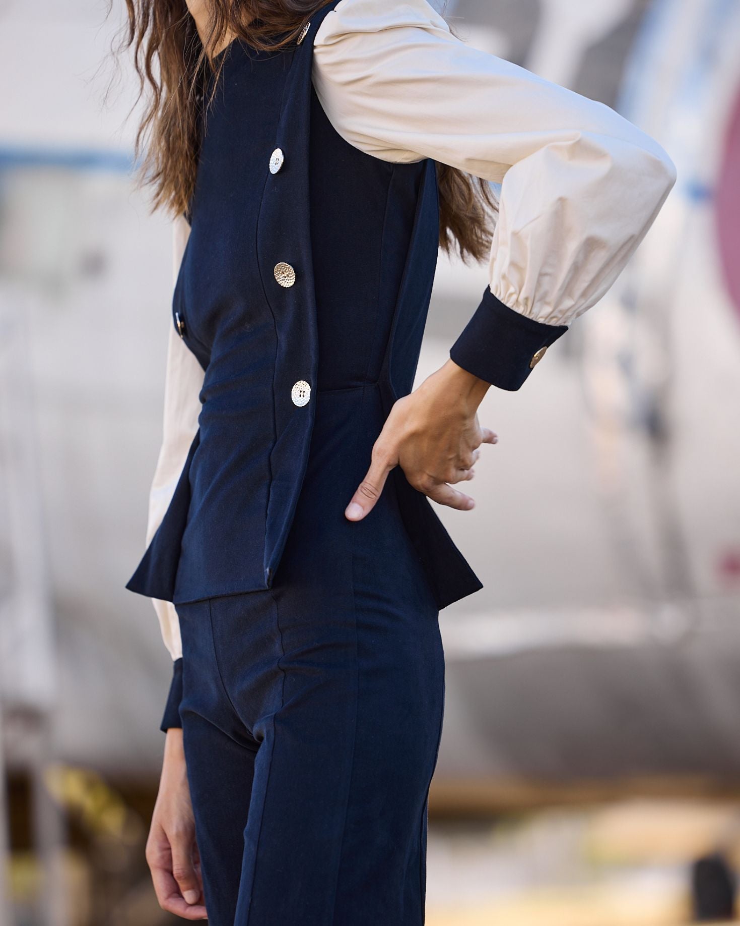 MONO PILI The IQ Collection