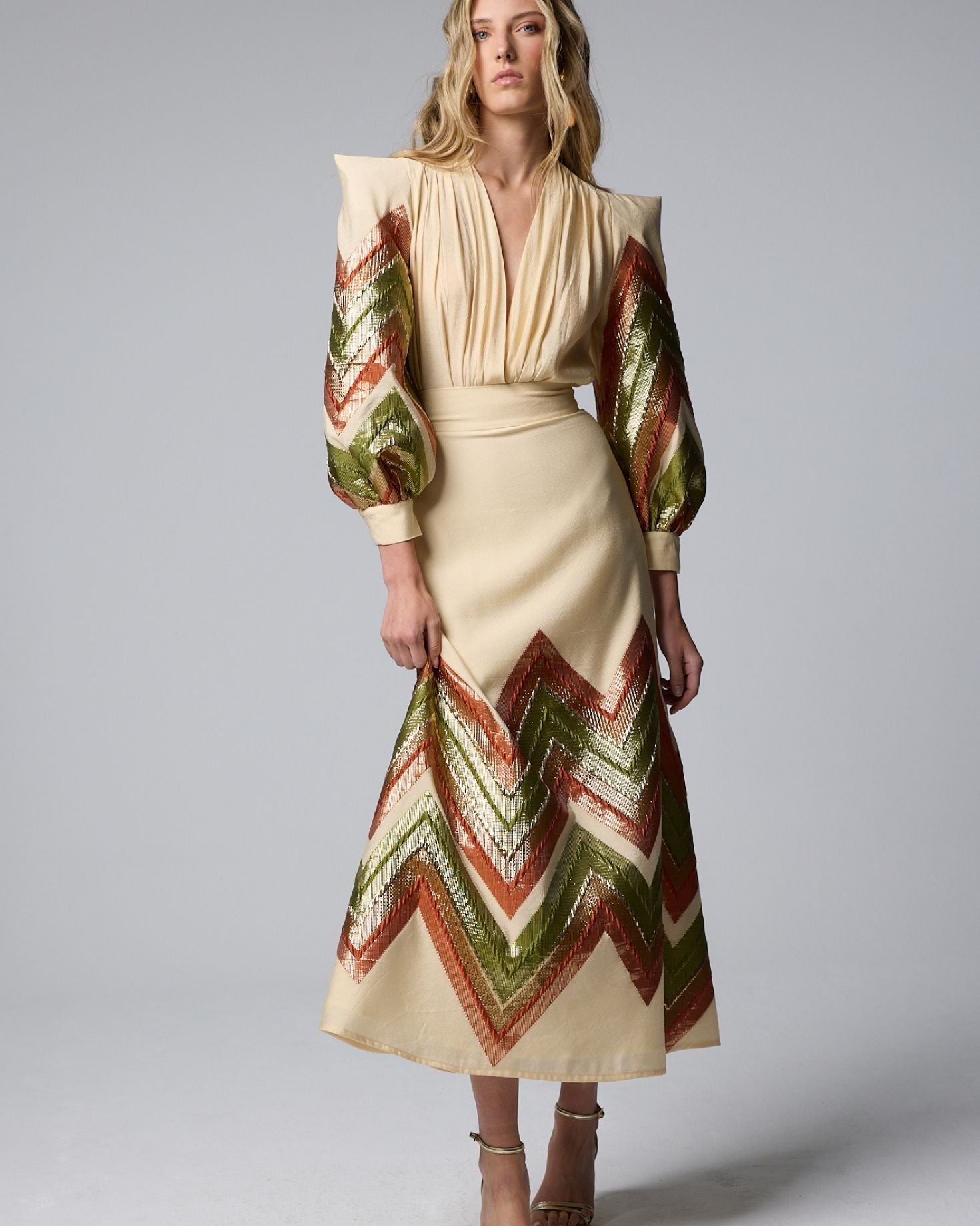 CONJUNTO DUEÑAS BEIGE The IQ Collection