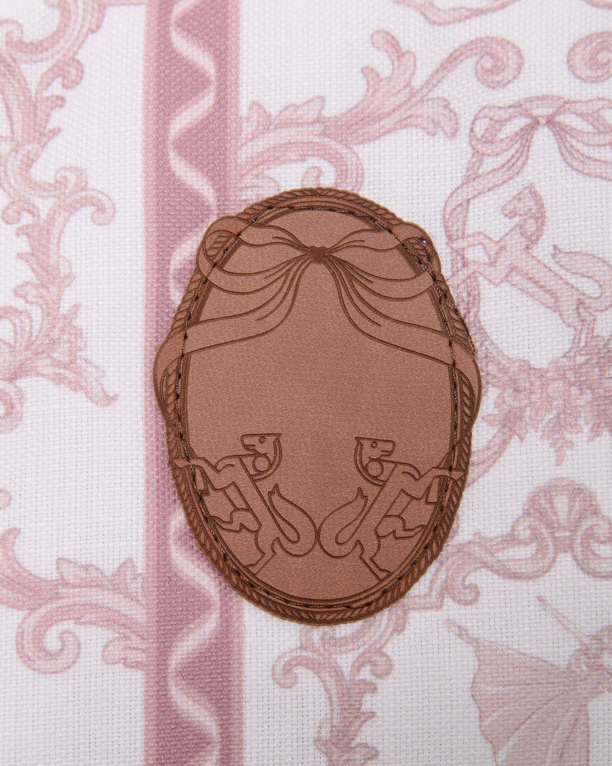 NECESER SACO CASCANUECES (Barbie edition) The IQ Collection