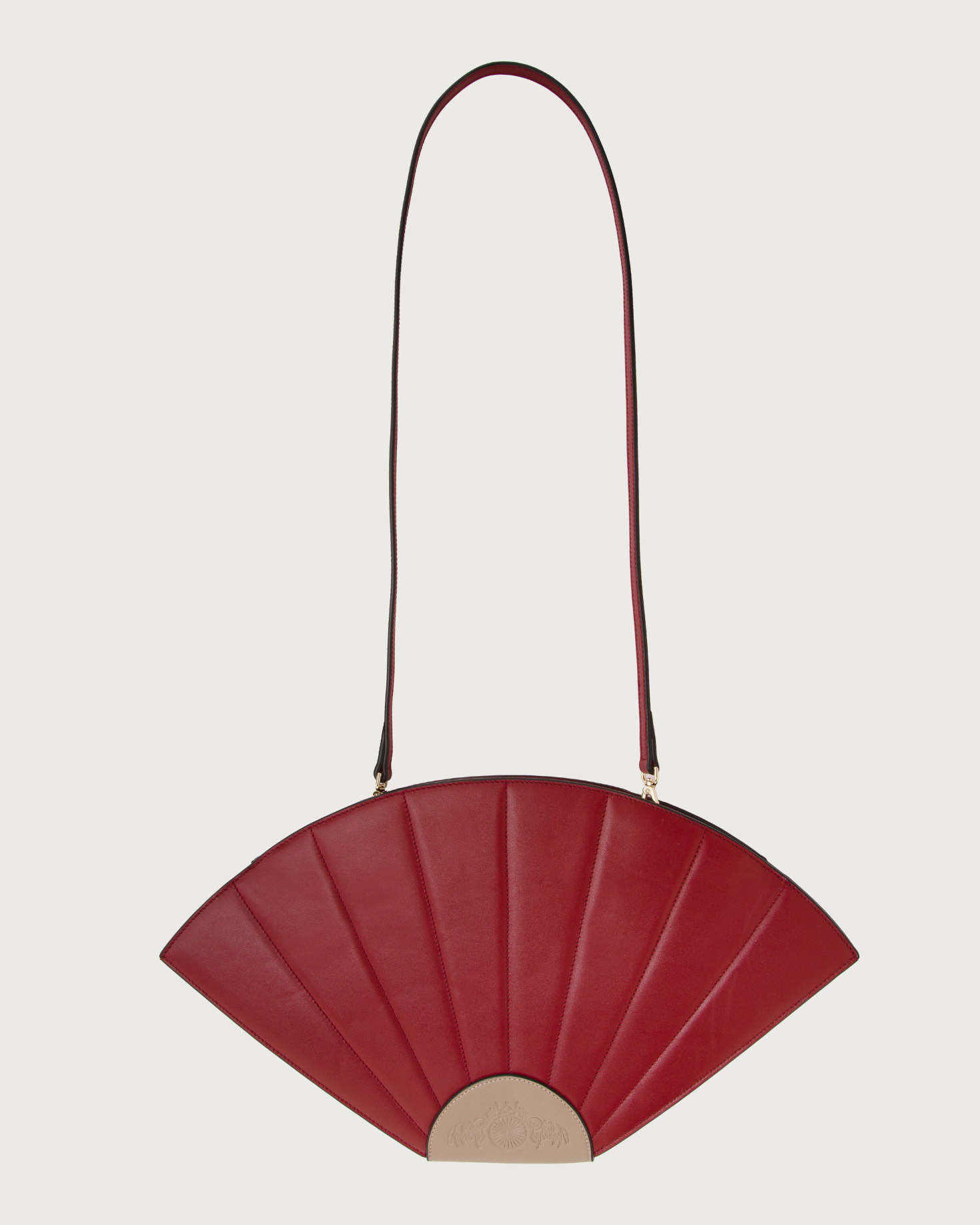 BOLSO ABANICO BURDEOS DORANTES HARNESS x IQ The IQ Collection