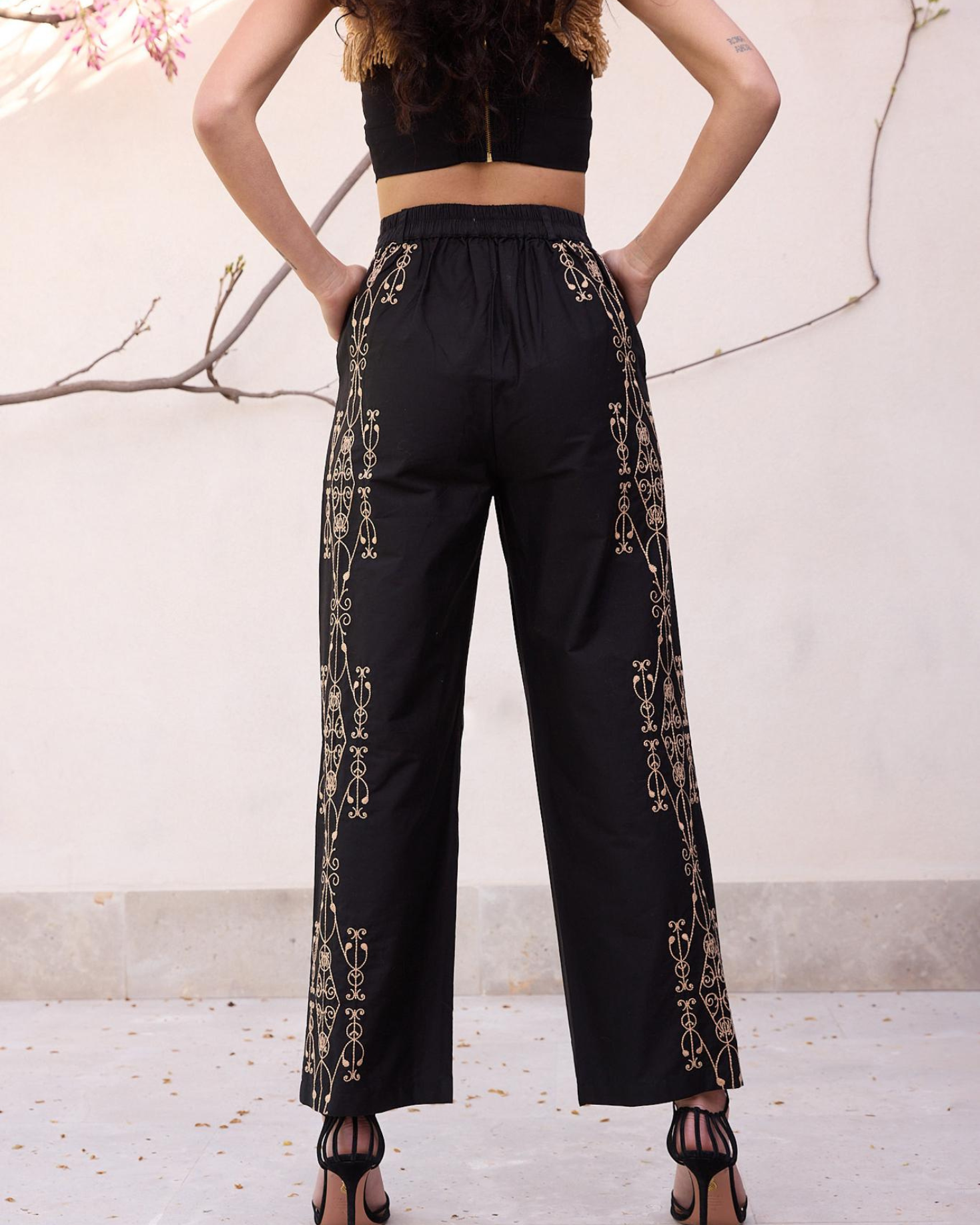 CONJUNTO LINE NEGRO The IQ Collection