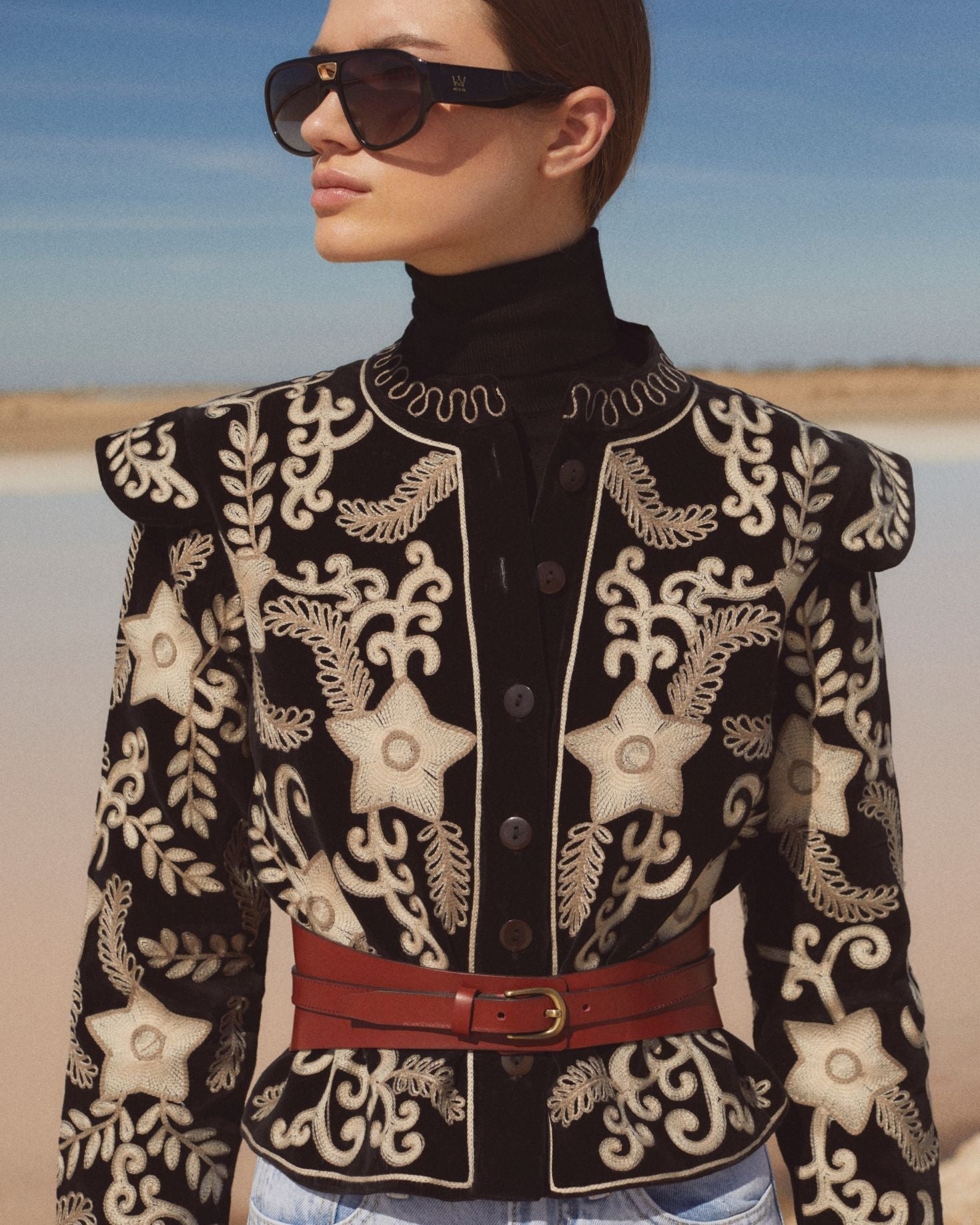 CHAQUETA ESPE NEGRA The IQ Collection